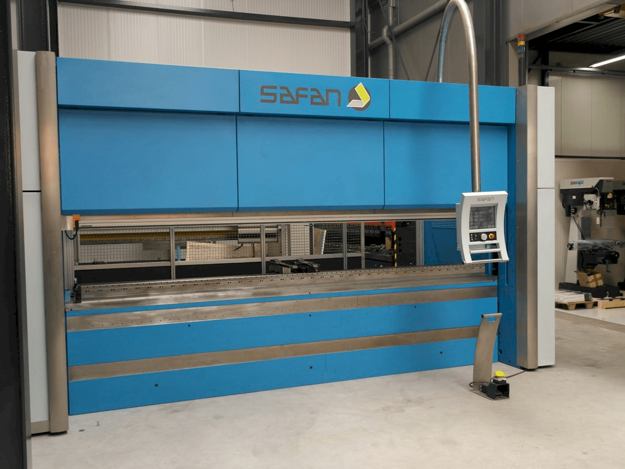 Makine Safan - Önden görünüm E-Brake 200-4100 TS 1