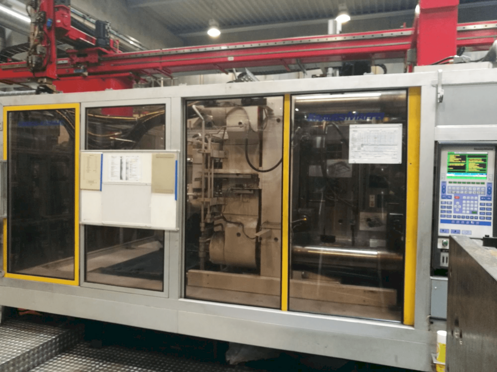 Makine Krauss Maffei 800-4350 MC - Önden görünüm