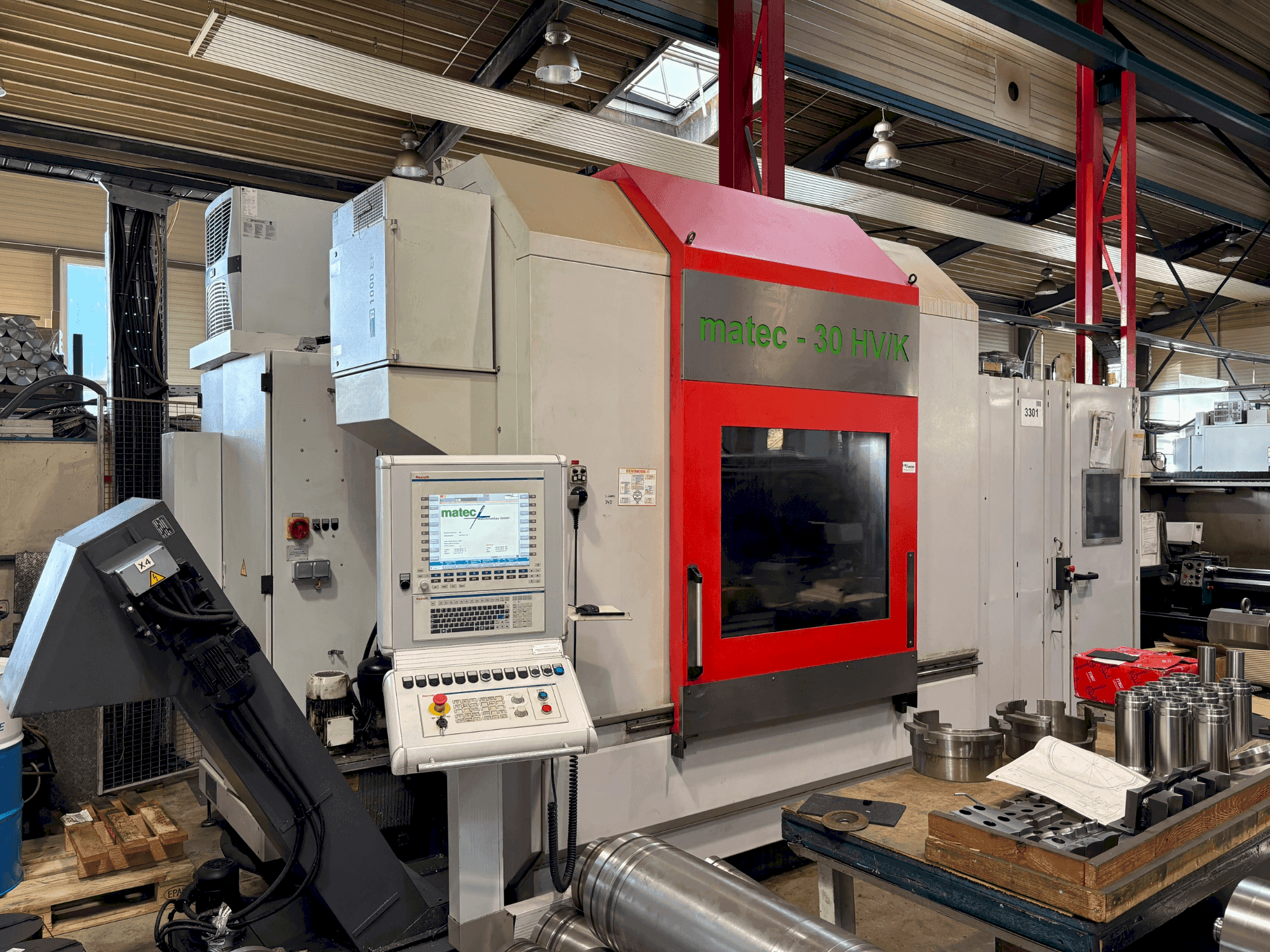 Makine Matec MATEC 30 HV/K - Önden görünüm