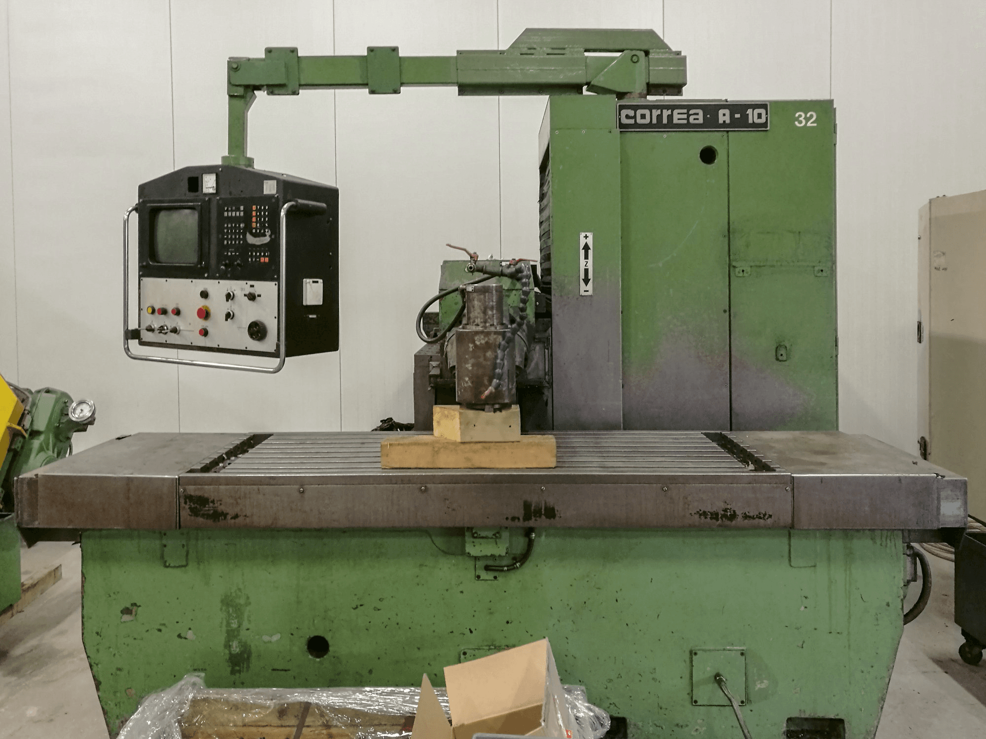 Makine Correa - Önden görünüm A-10