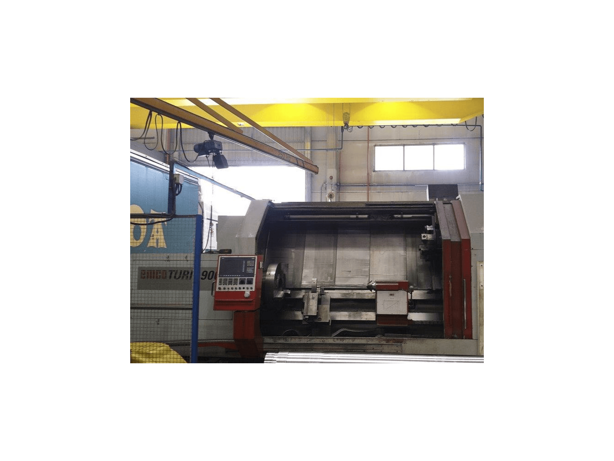 Makine EMCO - Önden görünüm EMCOTURN 900