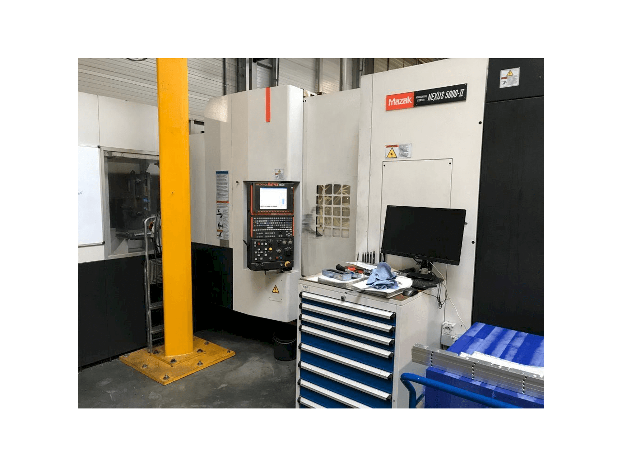 Makine Mazak Nexus 5000-II - Önden görünüm