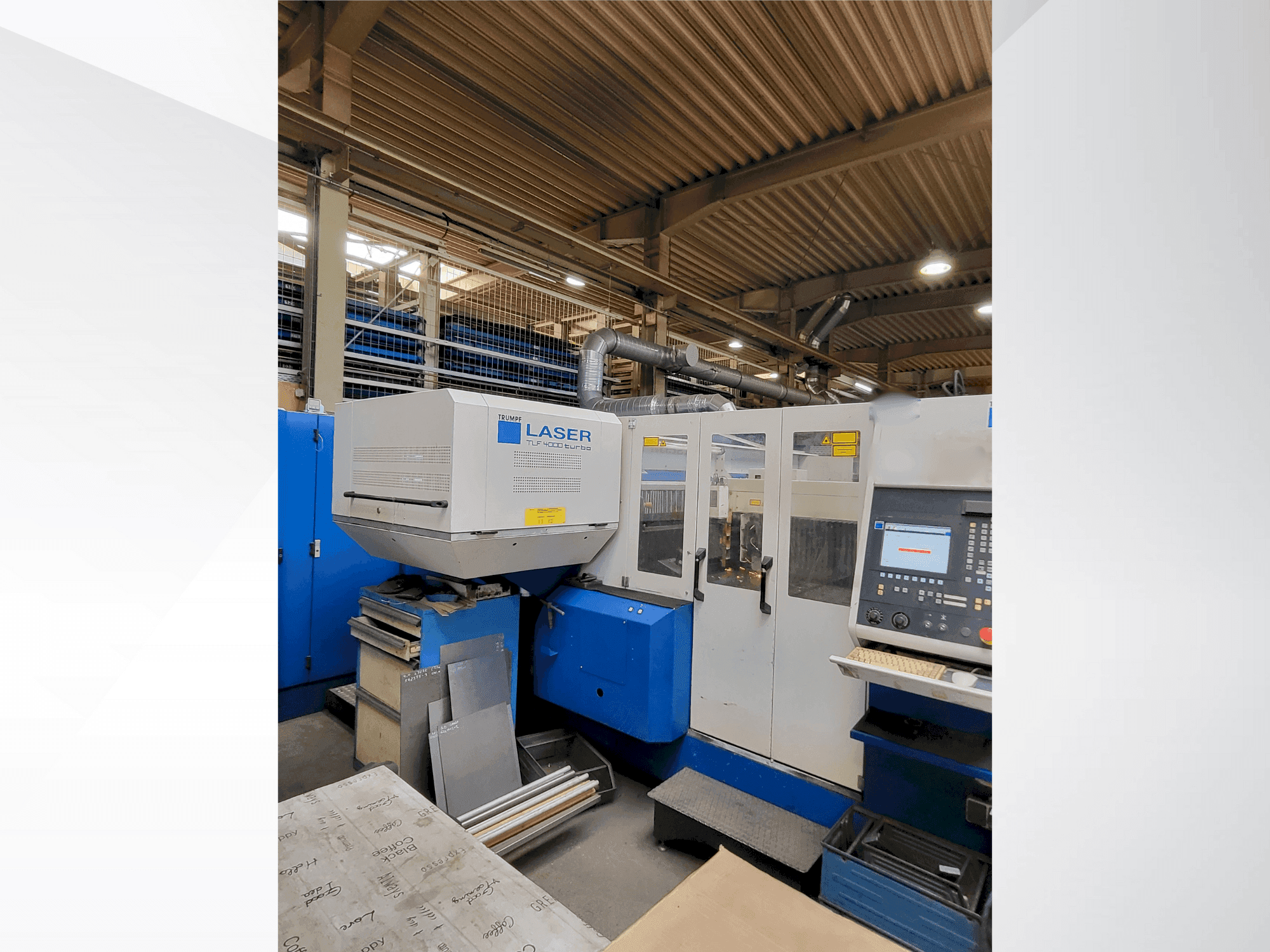 Makine TRUMPF Trumatic L3030 4KW (CO2) - Önden görünüm