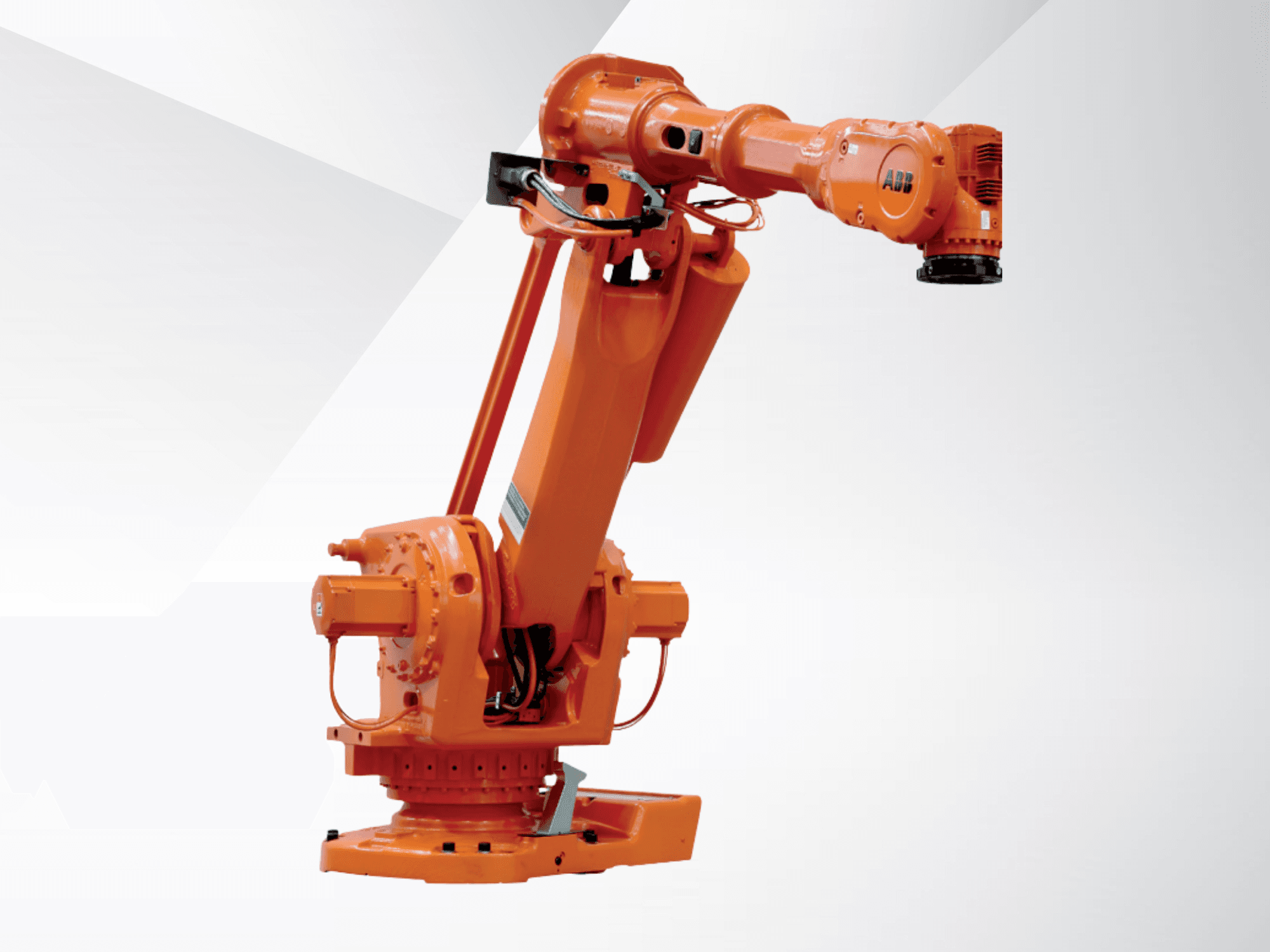 Turuncu renkli ABB IRB 6660-205/1.9 robot kolu, yandan bakıldığında mafsallı eklemleri ve endüstriyel tasarımı göze çarpıyor.