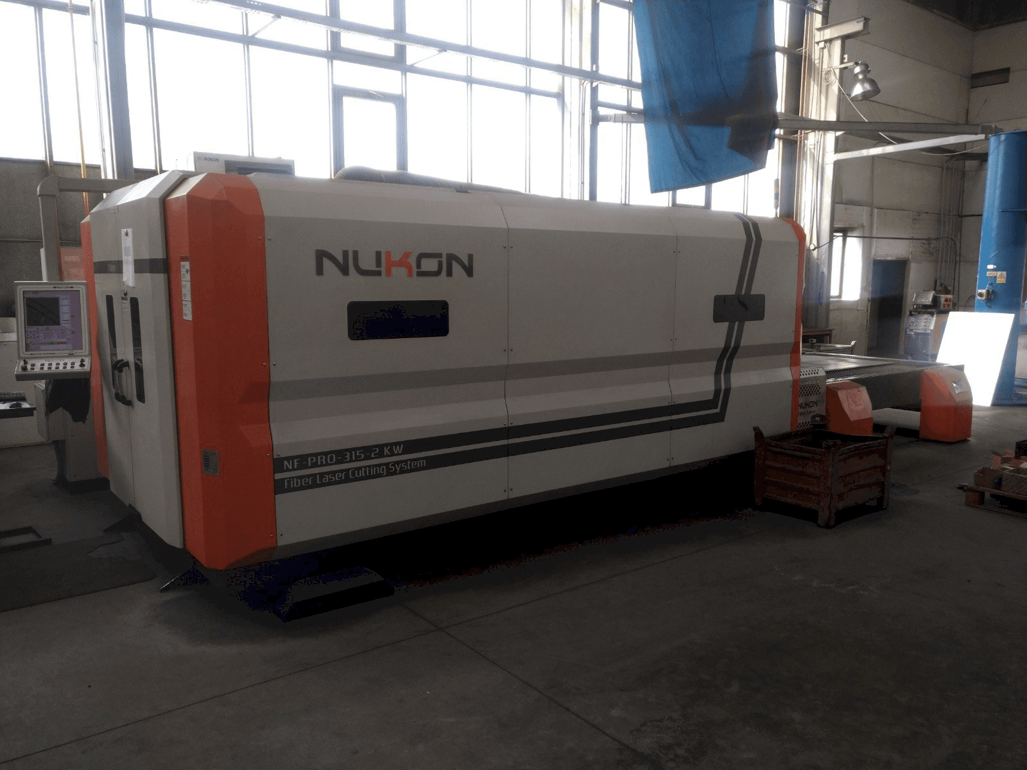 Makine NUKON NF PRO 315 - Önden görünüm