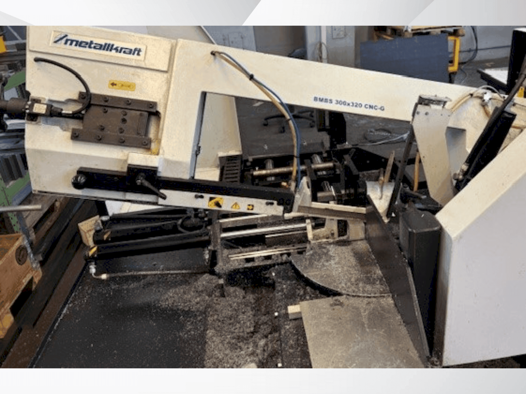 Makine Metallkraft BMBS 300X320 - Önden görünüm