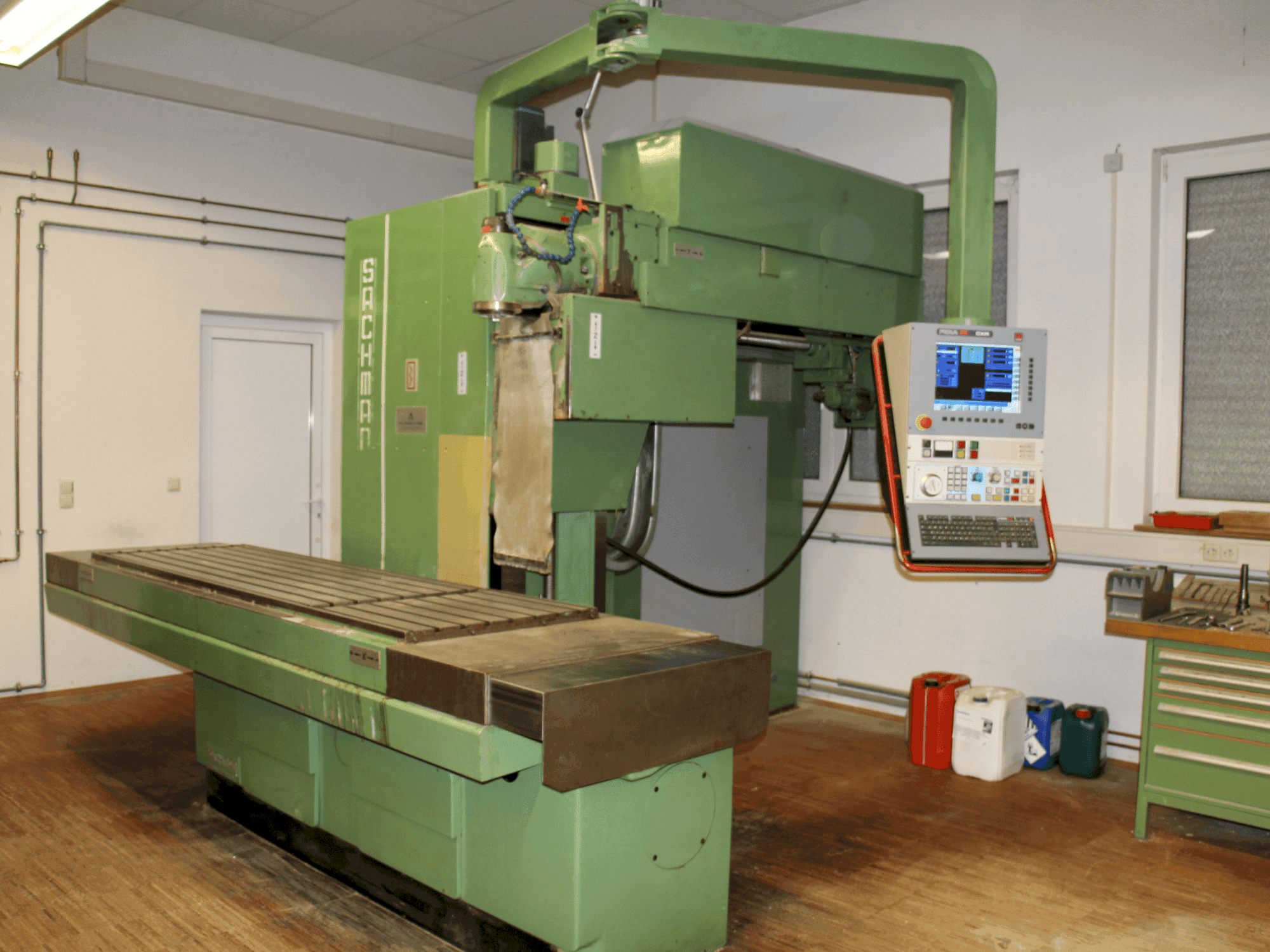 Makine SACHMAN RP3CC (1990) - Önden görünüm