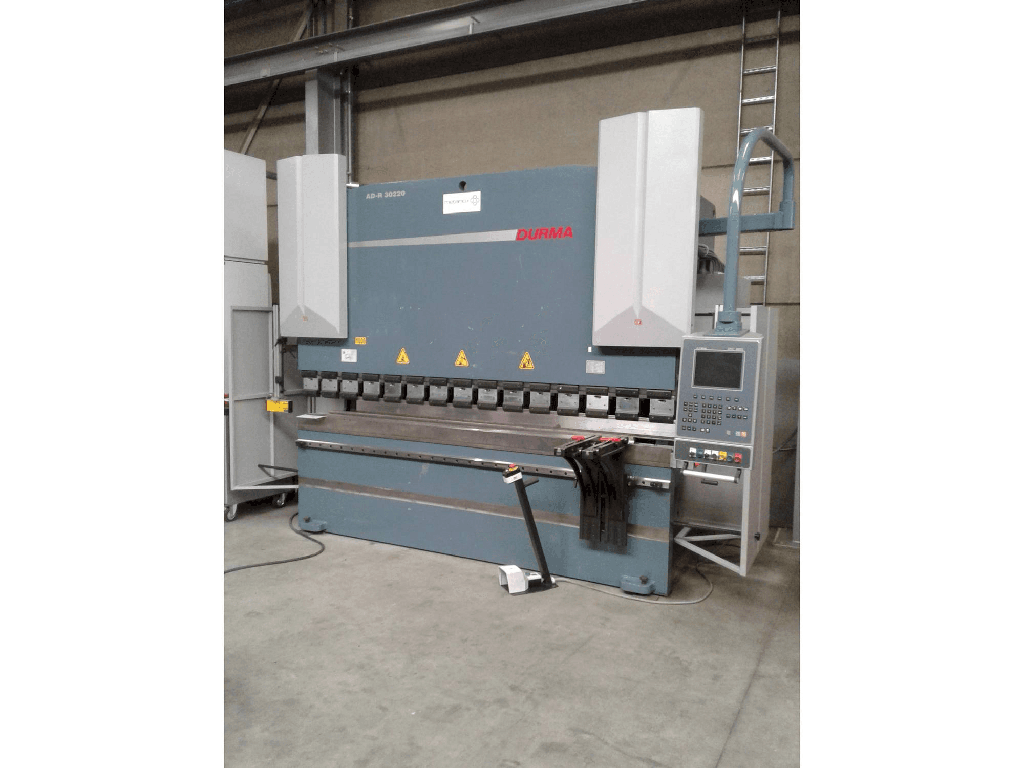 Makine Durma AD-R 30220 - Önden görünüm