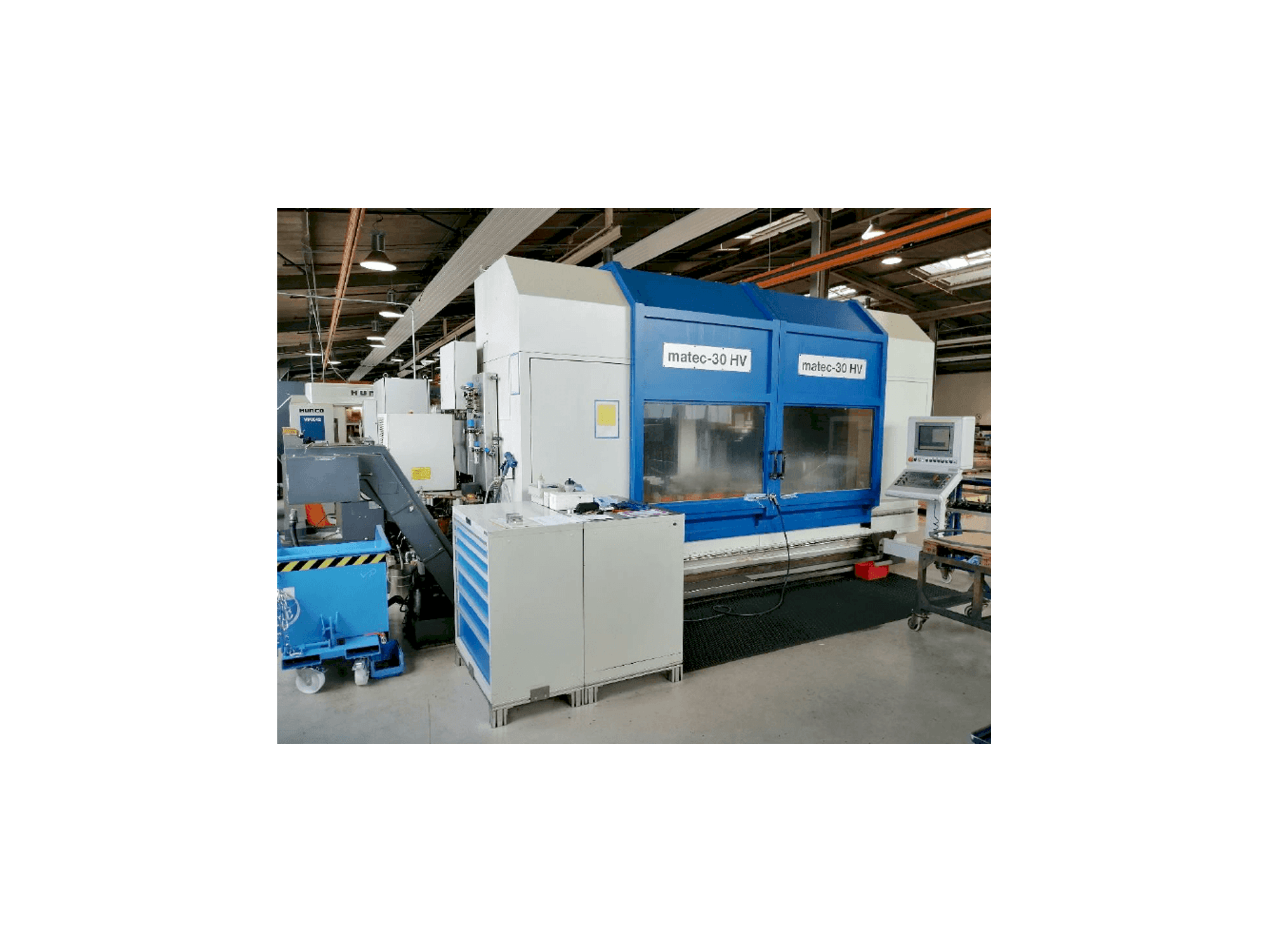 Makine Matec 30 HV - Önden görünüm