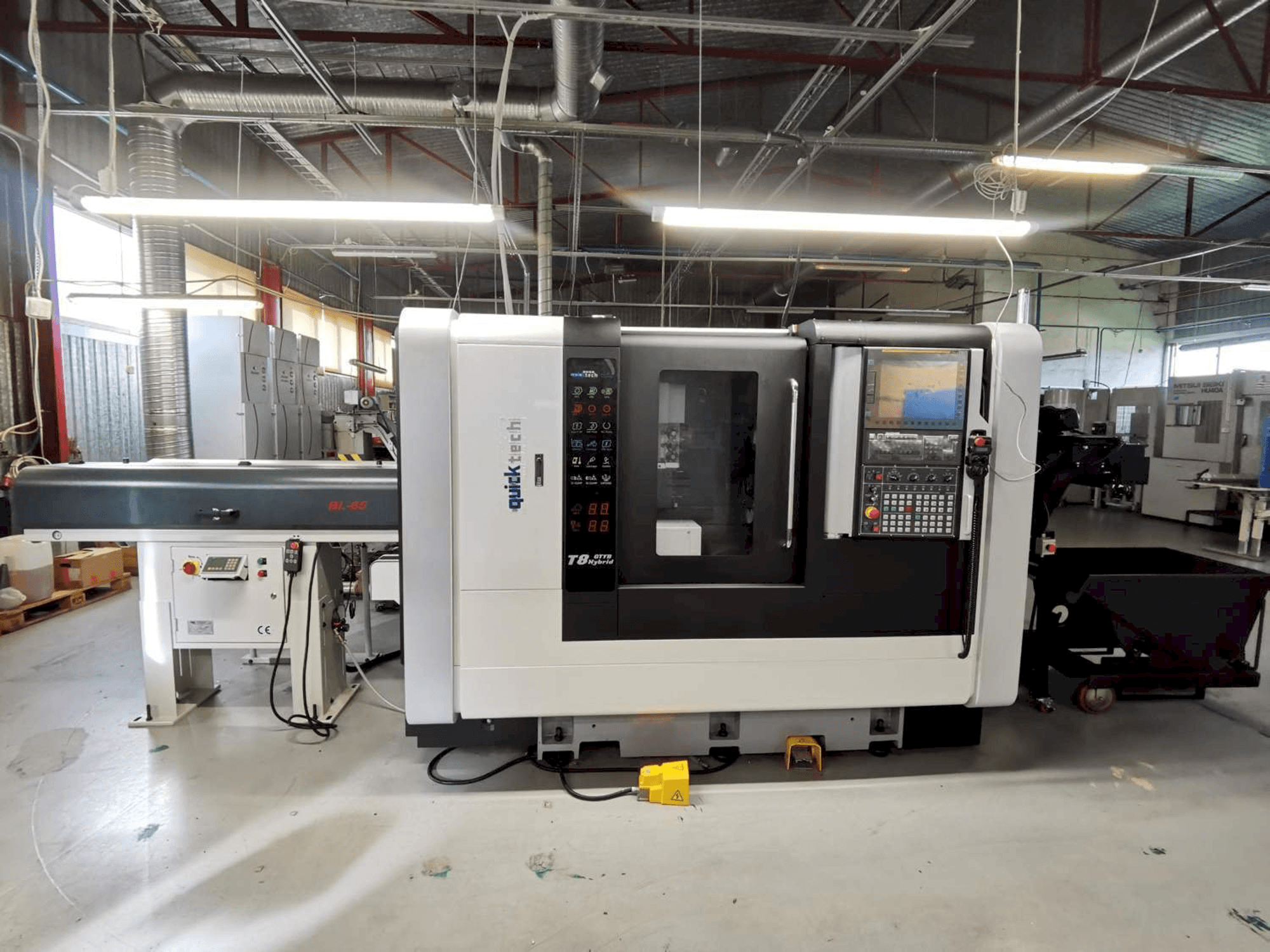 Makine Quick-Tech T8-Hybrid-YB - Önden görünüm