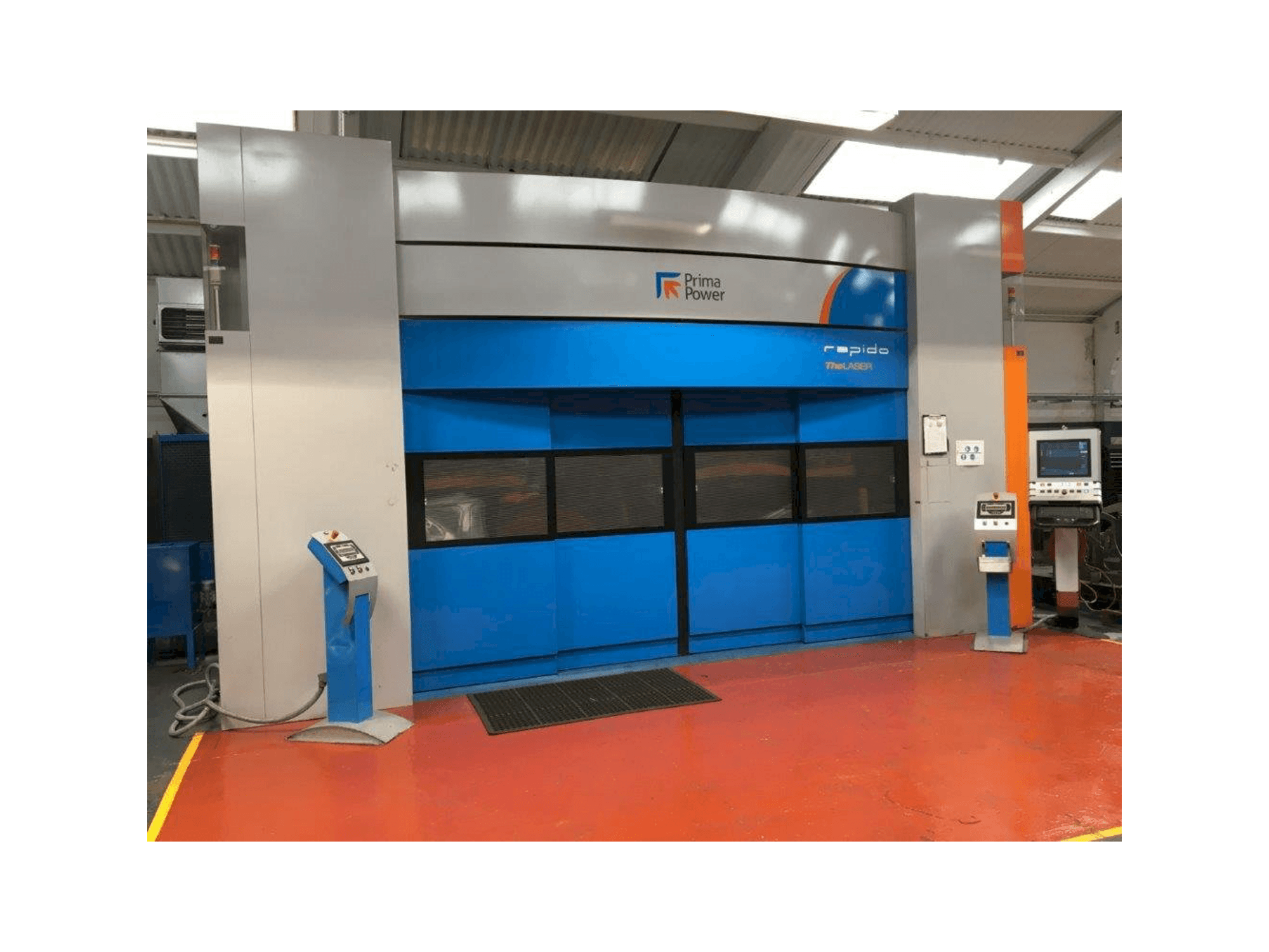 Makine Prima Power RAPIDO CP 4000 - Önden görünüm