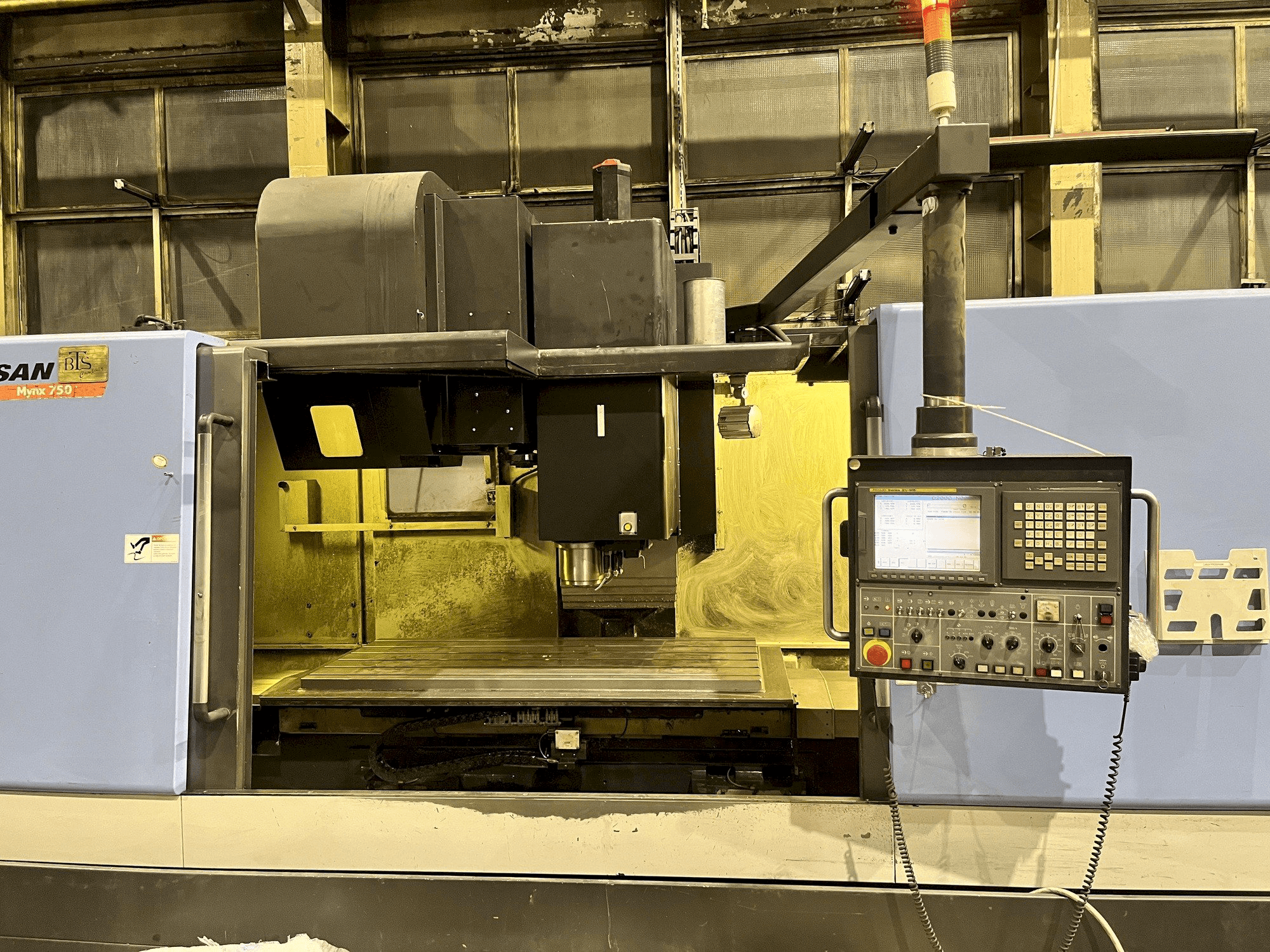 Makine Doosan MYNX 750 - Önden görünüm