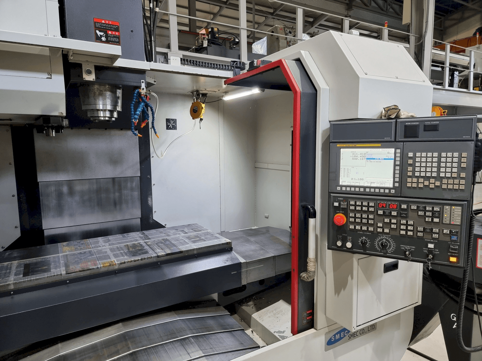 Makine SMEC LCV 650 - Önden görünüm