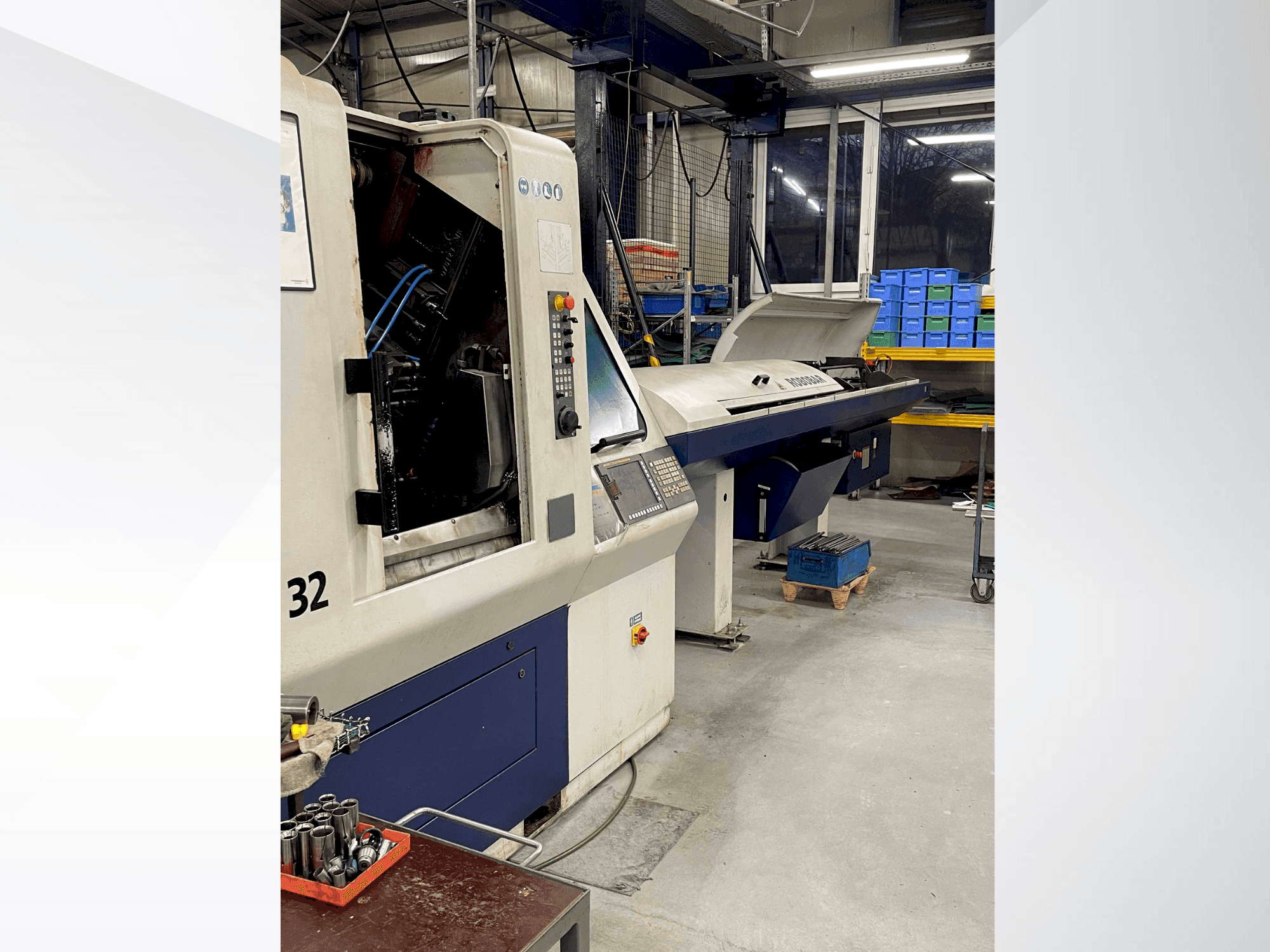 Makine TORNOS DECO Sigma 32 - Önden görünüm