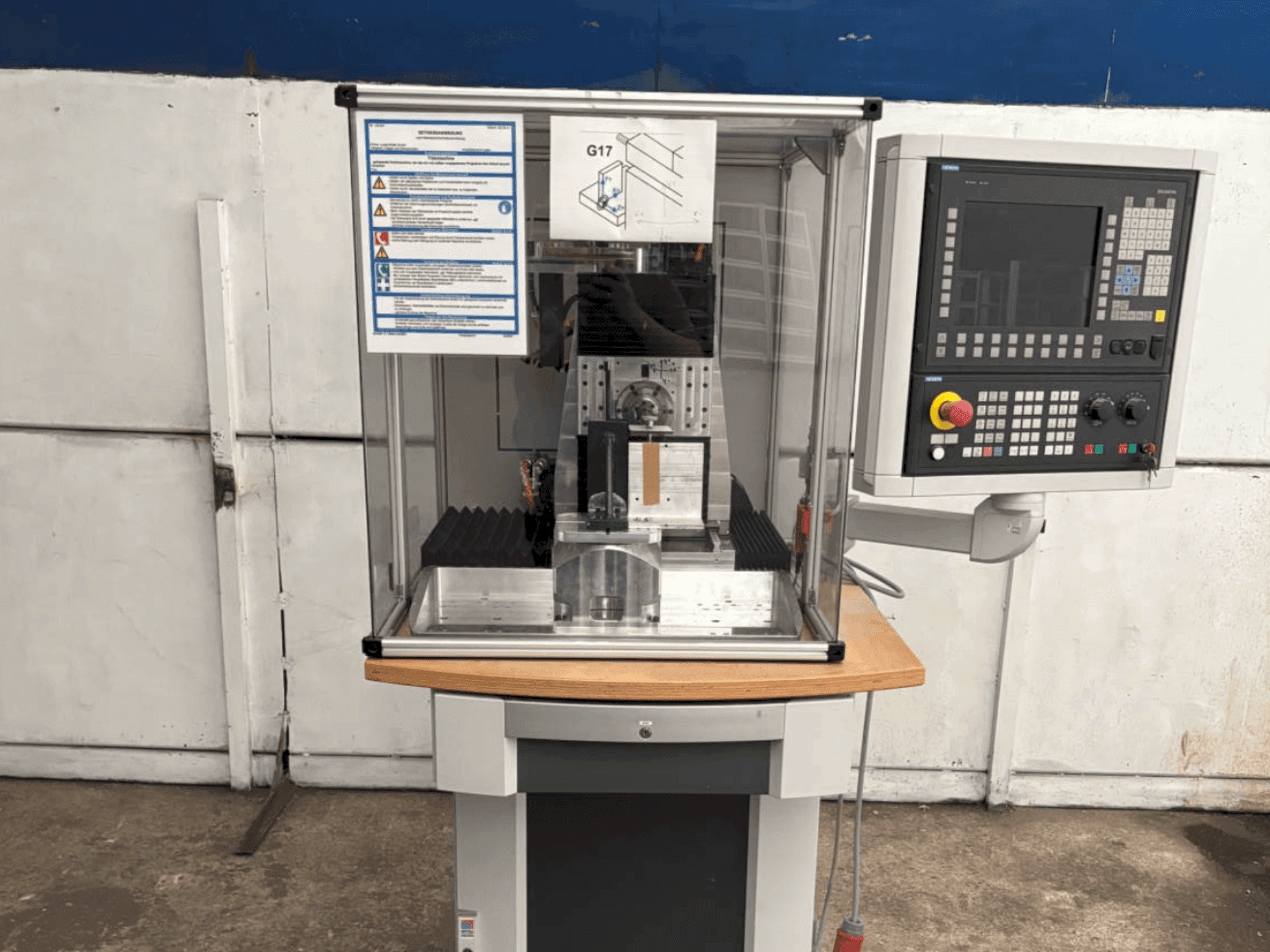 Makine HELLER PT 16 - Önden görünüm