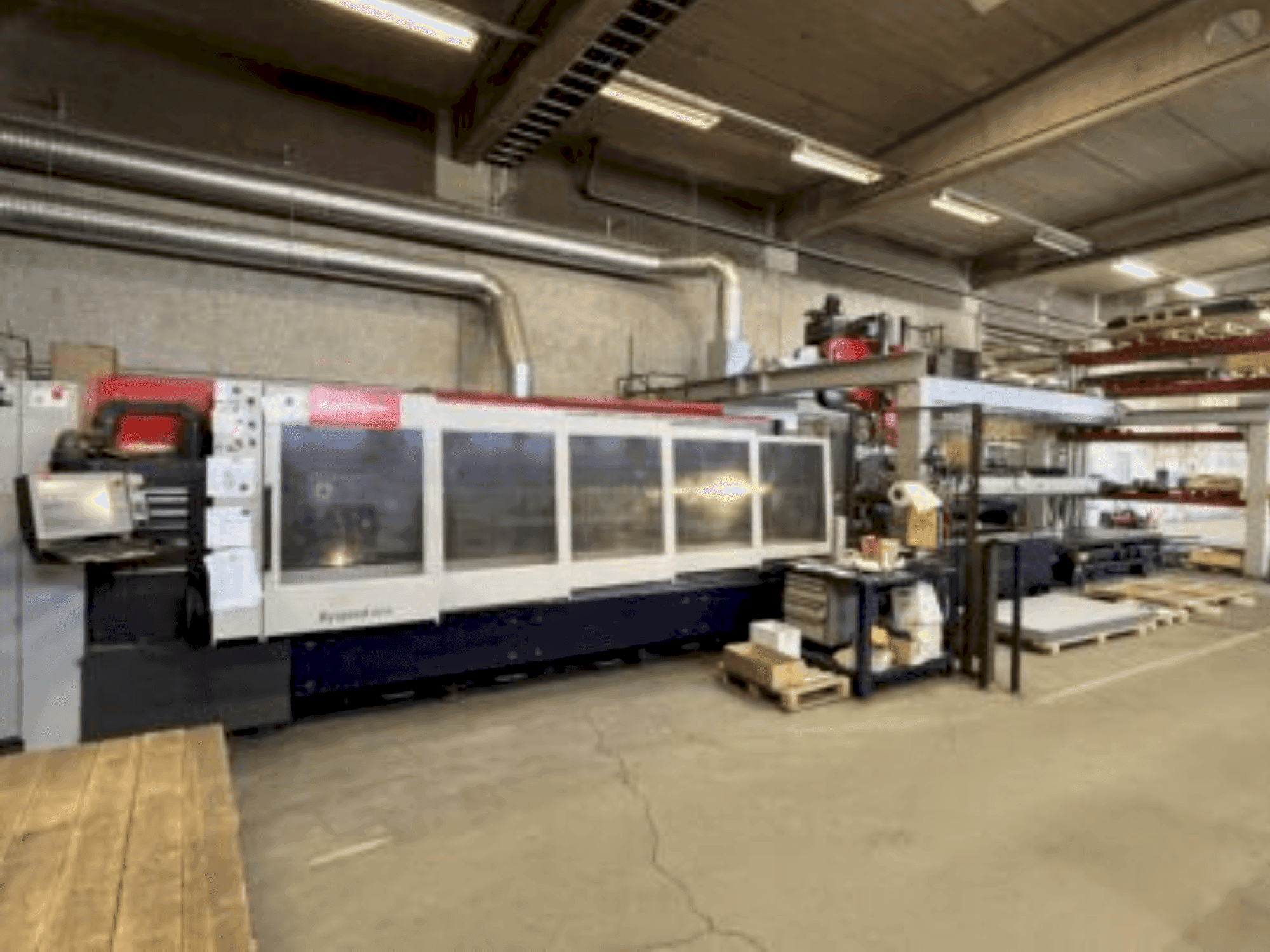 Makine Bystronic Bysprint 3015 - Önden görünüm