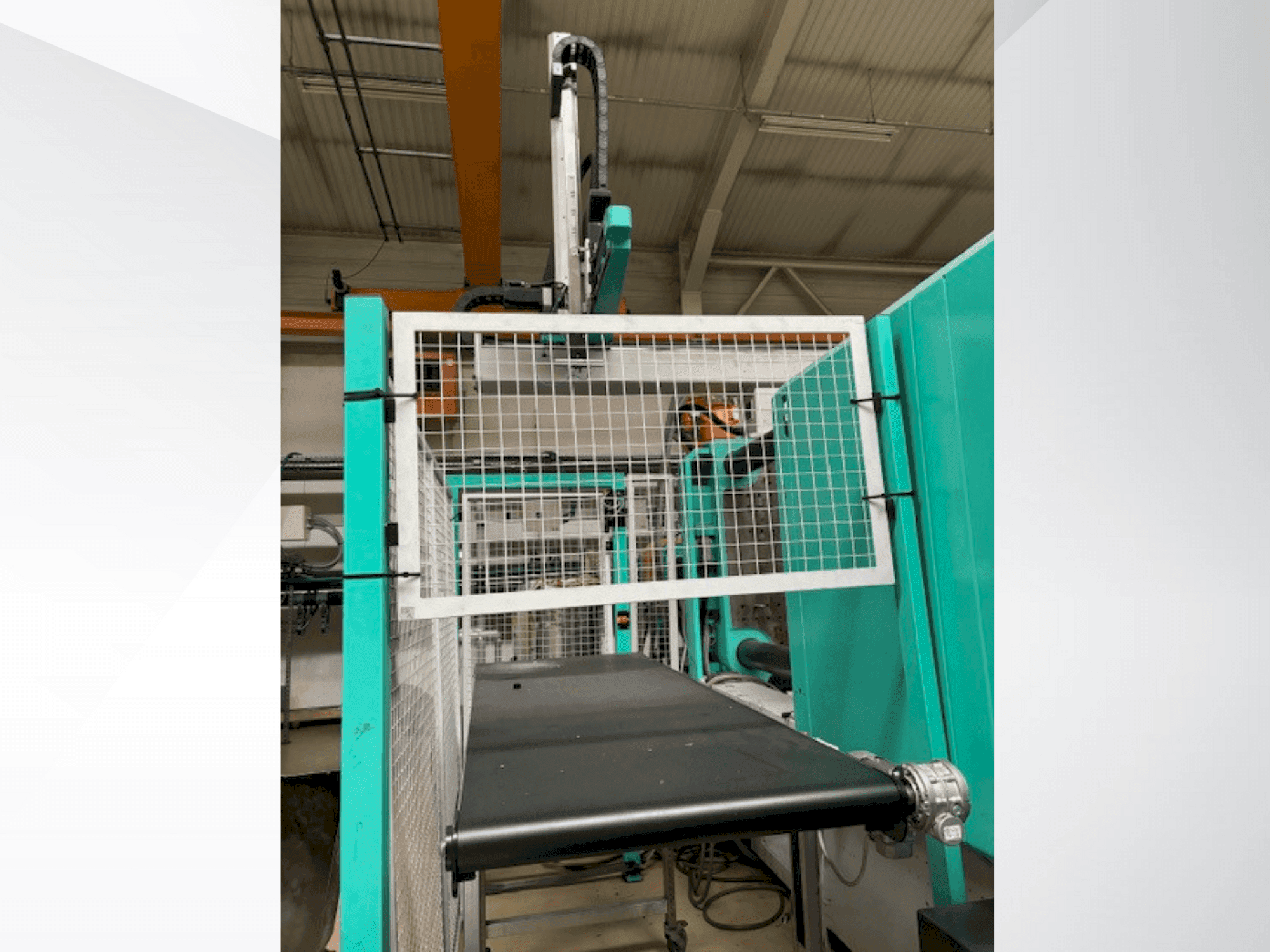 Makine Arburg Allrounder 920S 4600-2100 - Önden görünüm