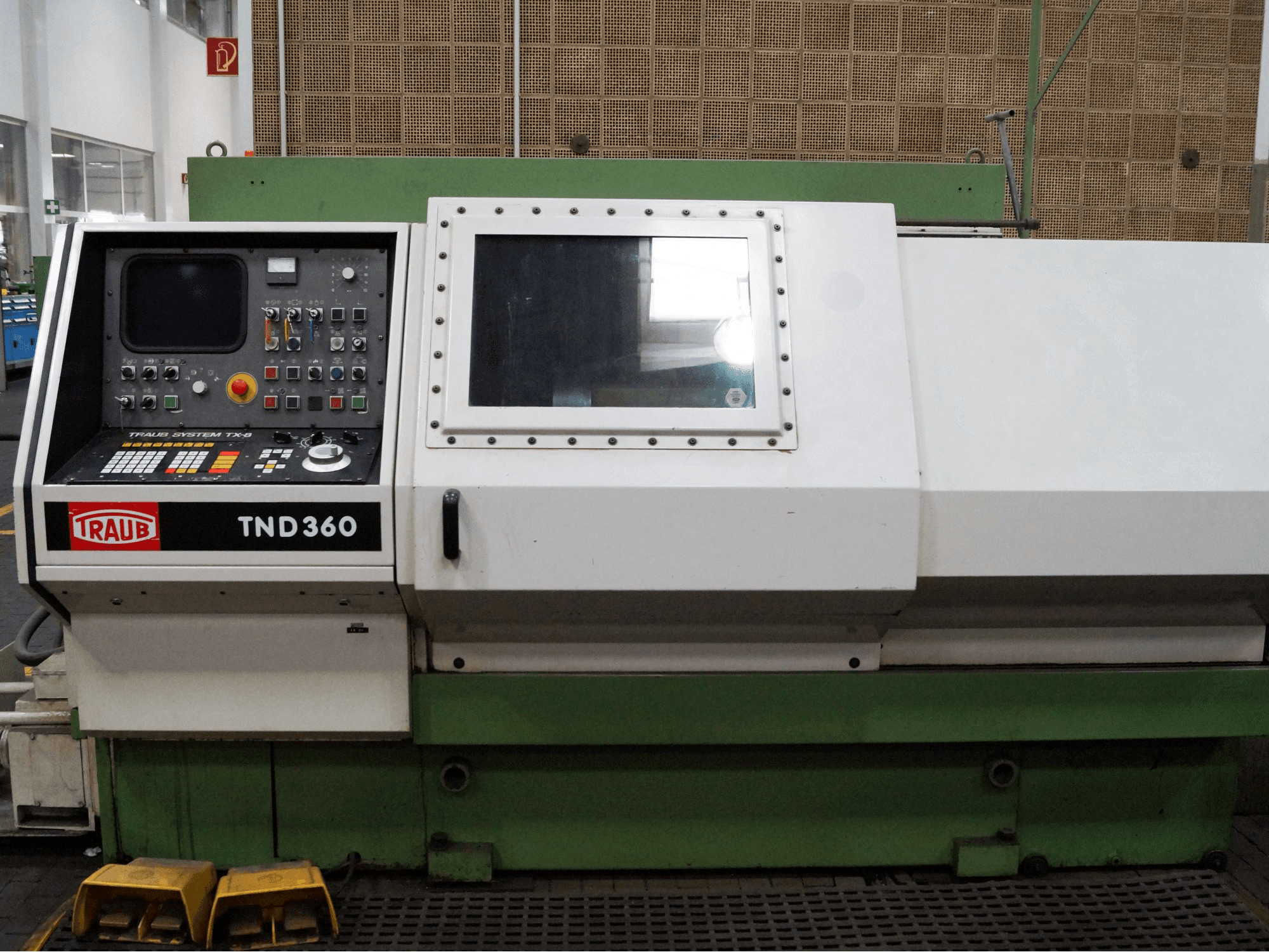 Makine TRAUB - Önden görünüm TND 360
