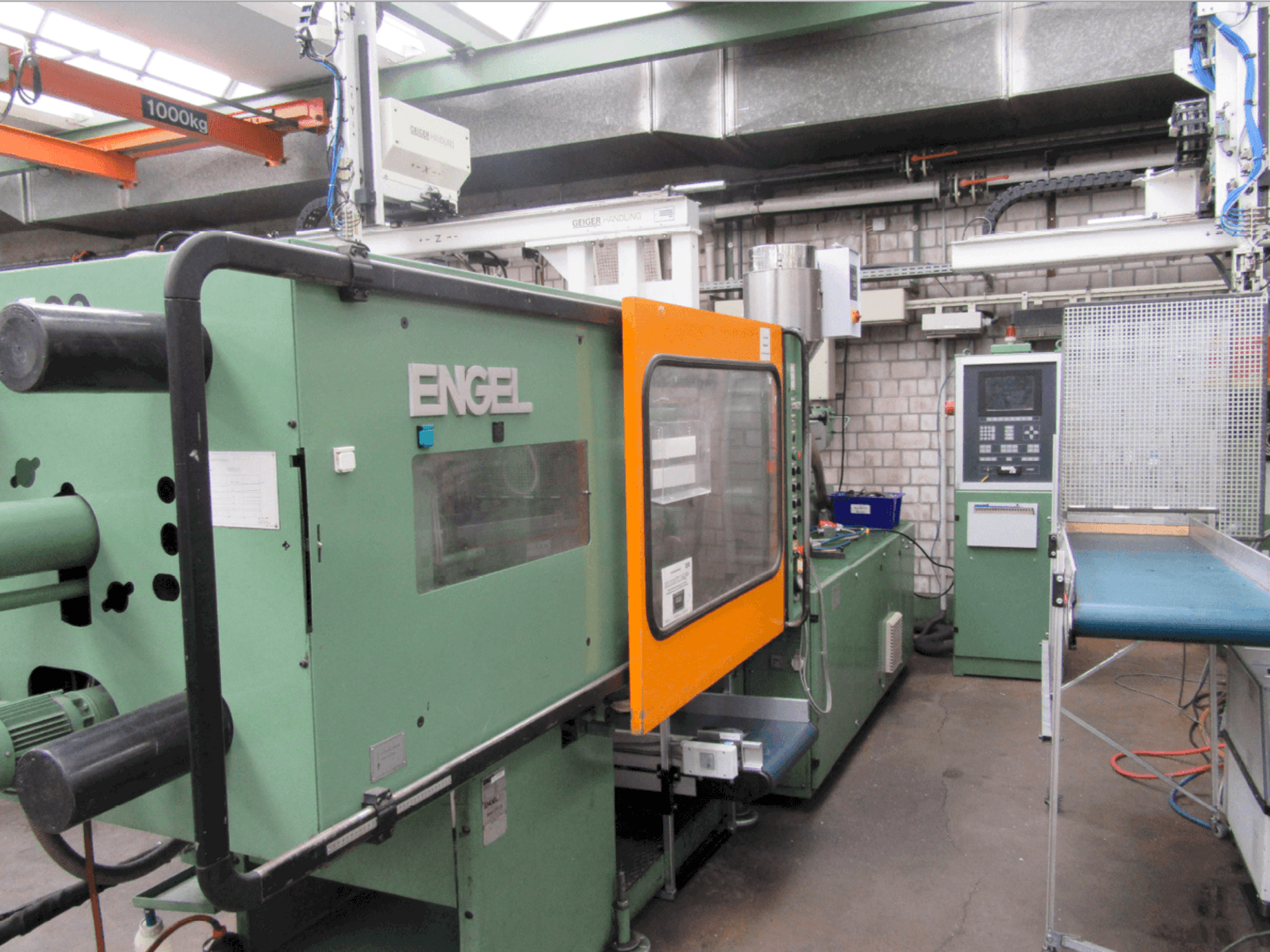 Makine ENGEL ES 700/200 - Önden görünüm