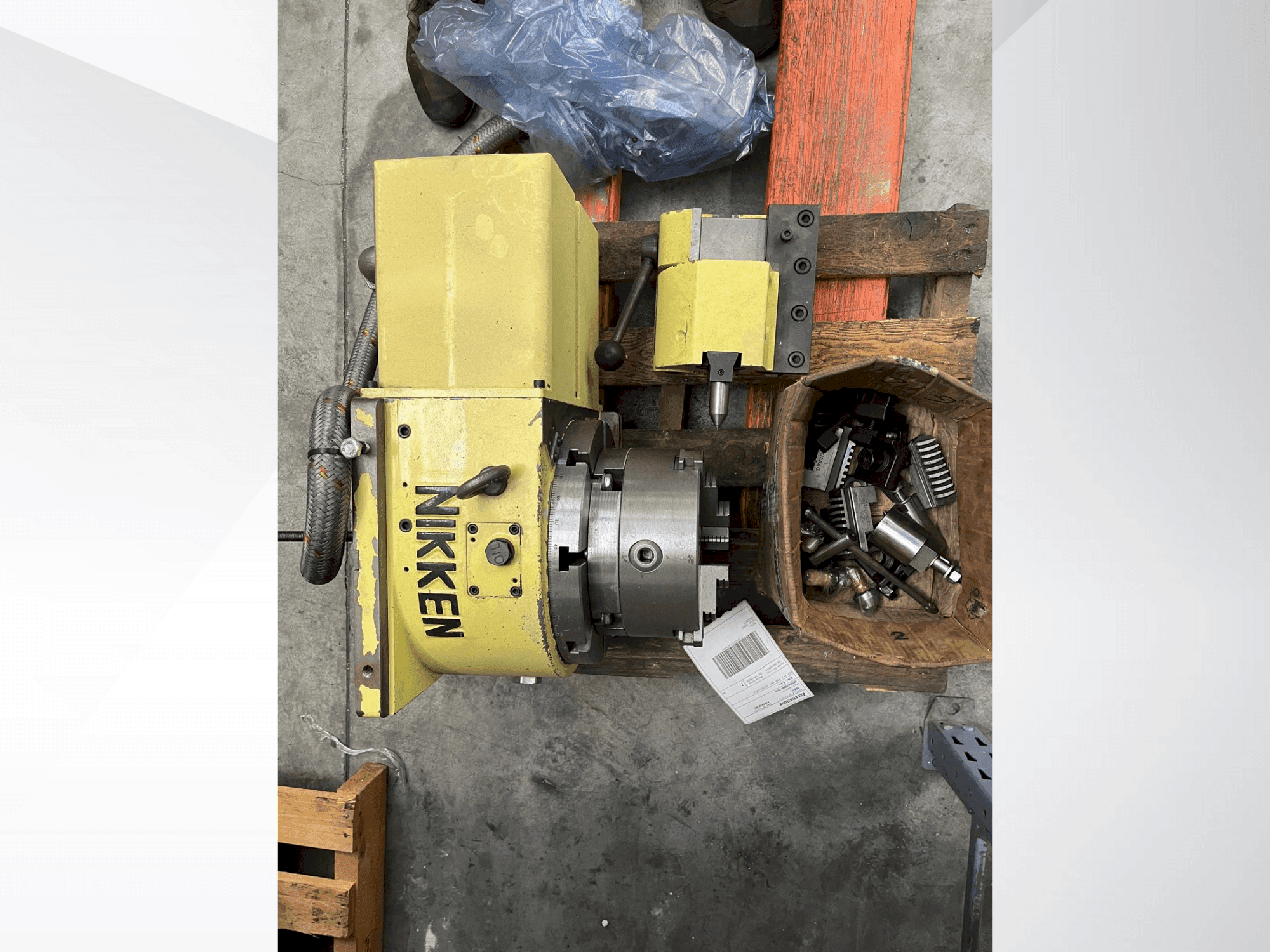 Makine NIKKEN CNC 260 - Önden görünüm