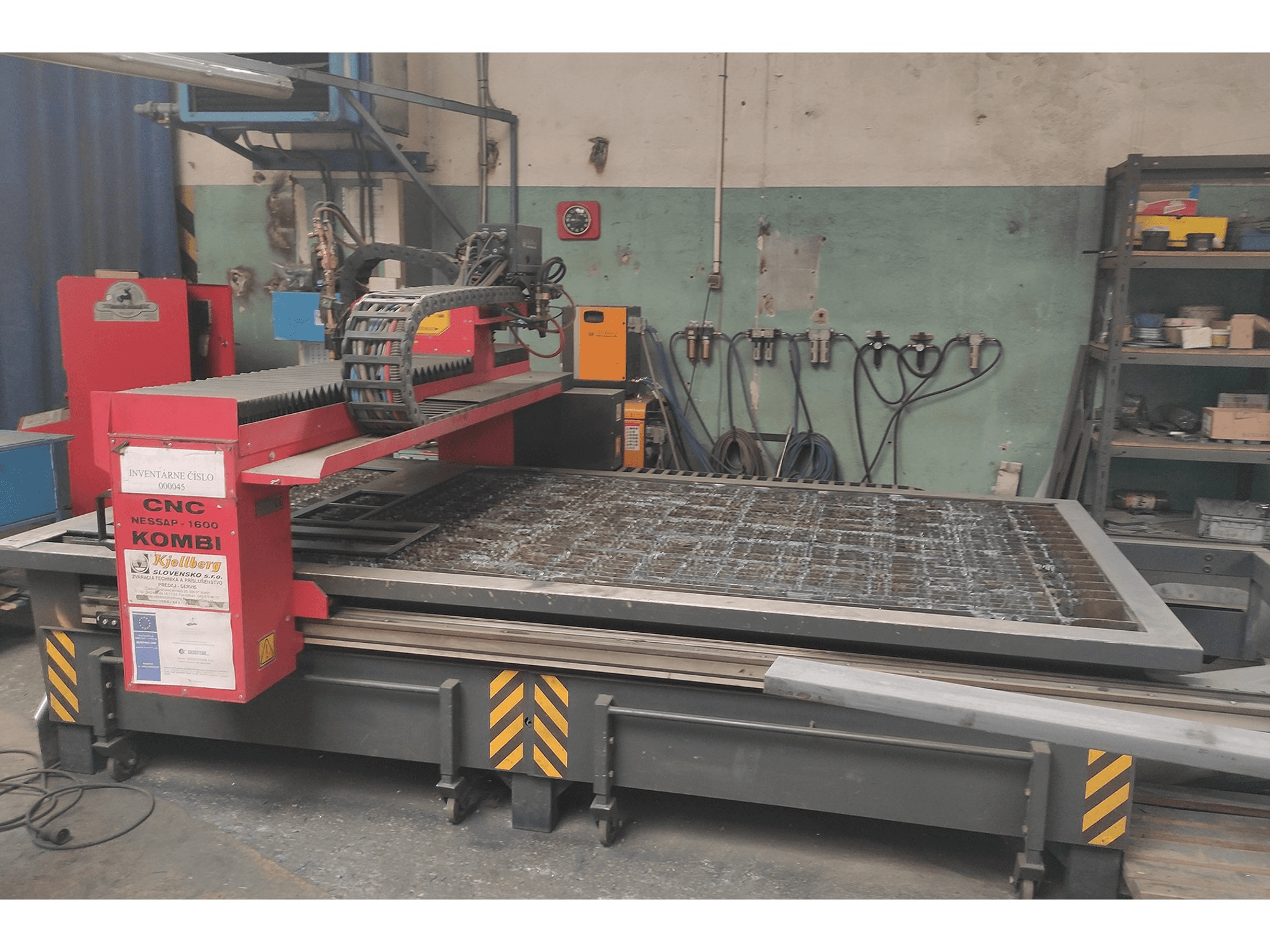 Makine Nessap 1600 Kombi Plus - Önden görünüm