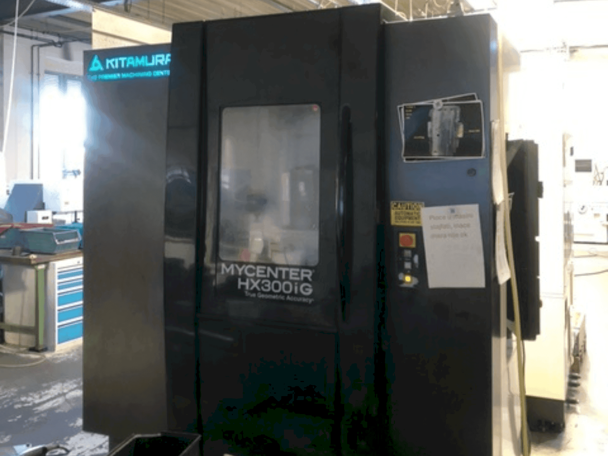 Makine Kitamura HX300iG - Önden görünüm