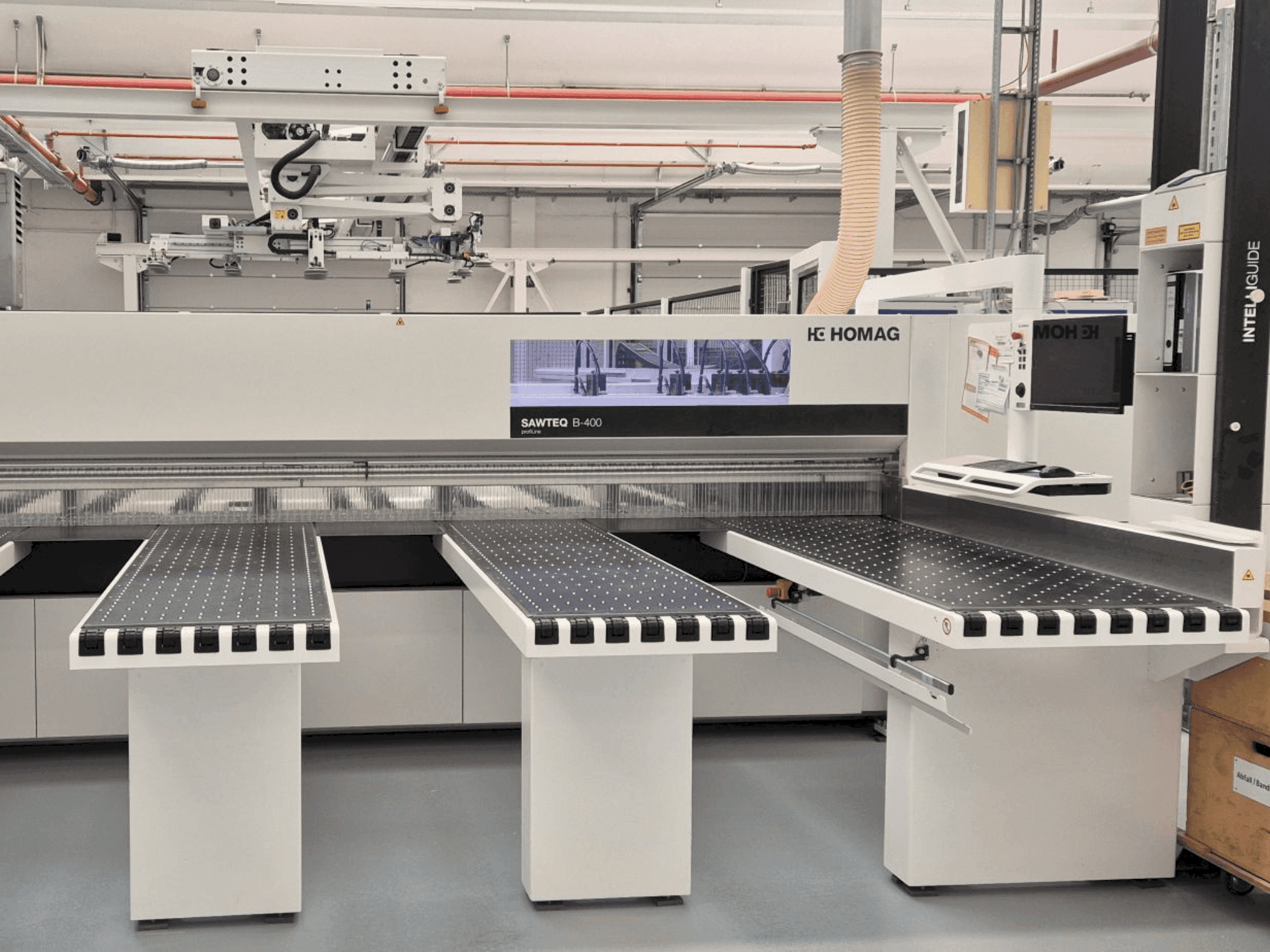 Makine HOLZMA HPP 400 - Önden görünüm