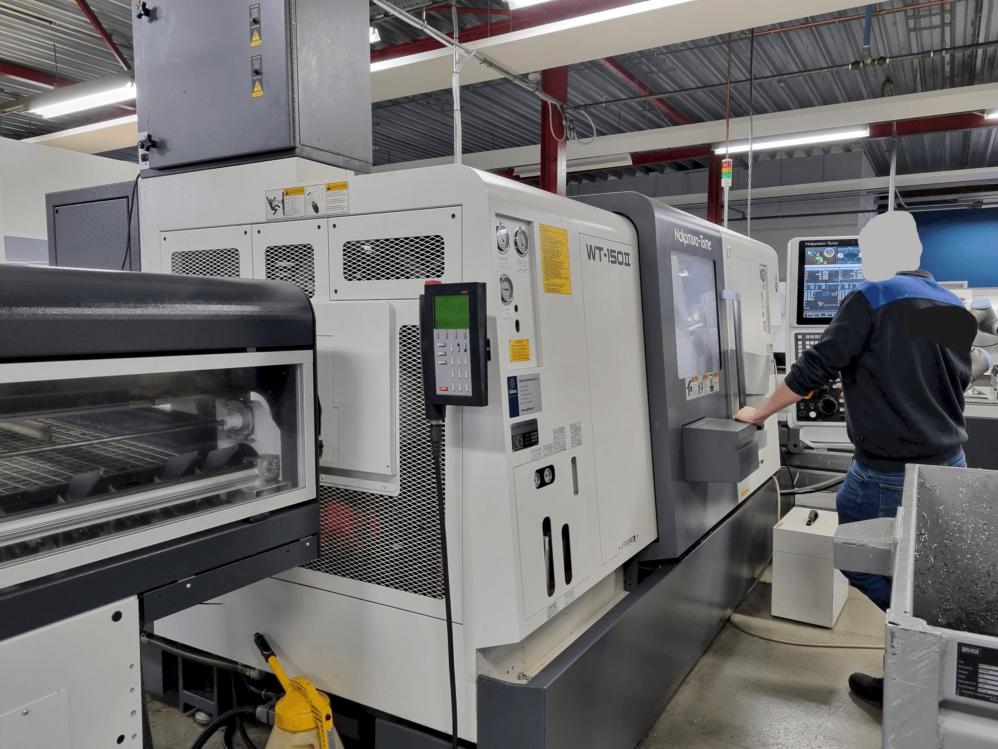 Makine NAKAMURA-TOME WT-150II - Önden görünüm