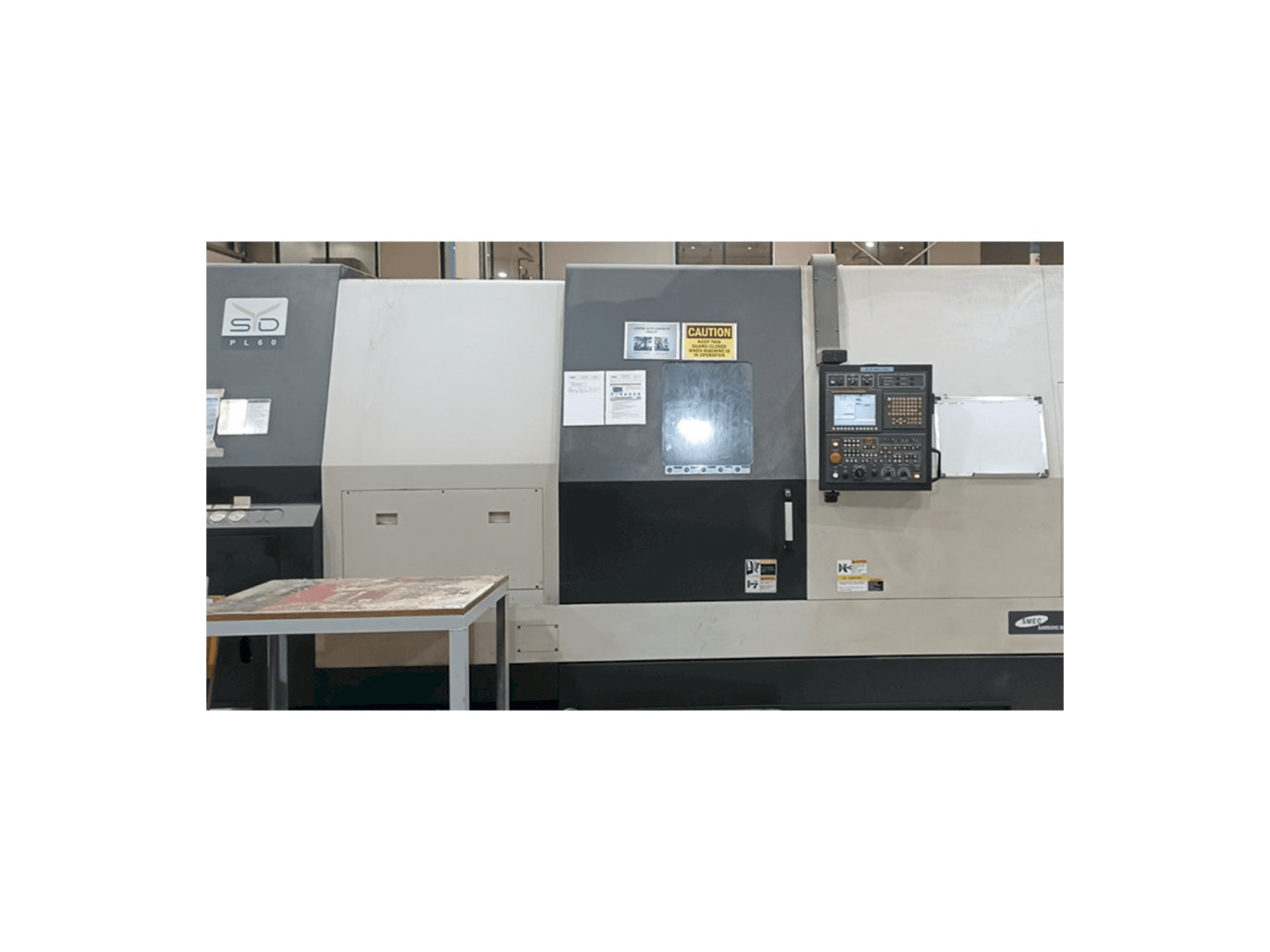 Makine Samsung PL60 - Önden görünüm