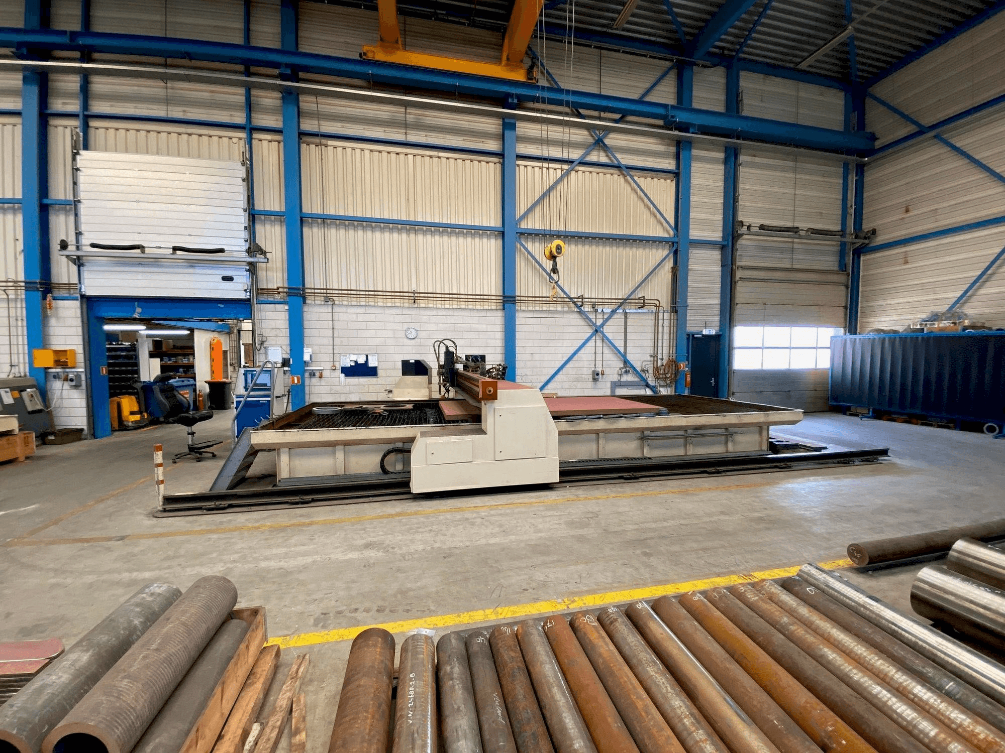 Makine Stako type Magnum CNC - Önden görünüm