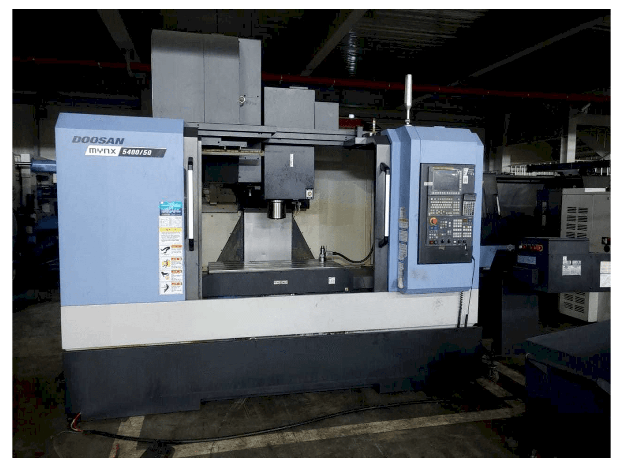 Makine Doosan MYNX 5400/50 - Önden görünüm