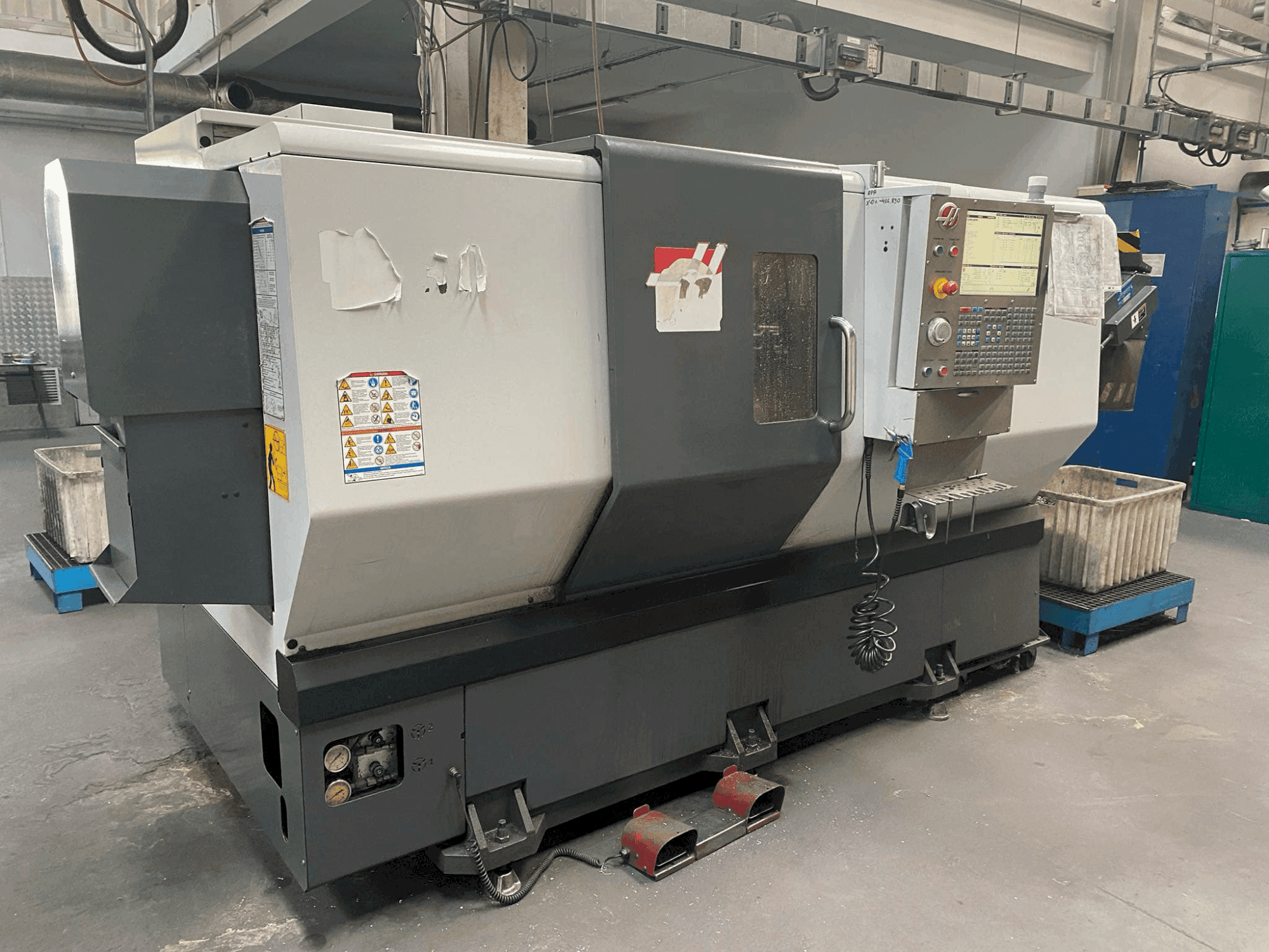Makine HAAS DS-30 - Önden görünüm