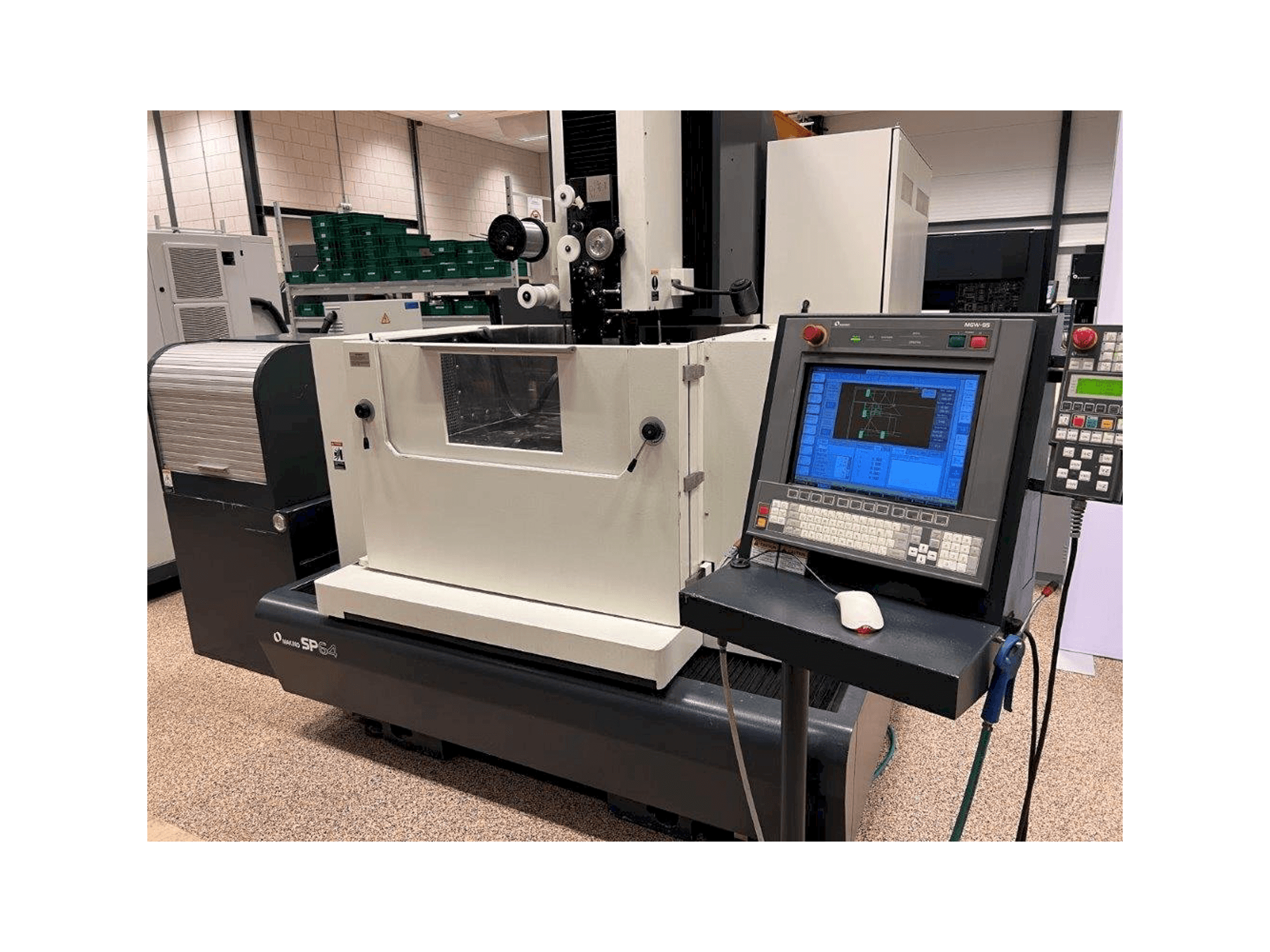 Makine Makino - Önden görünüm