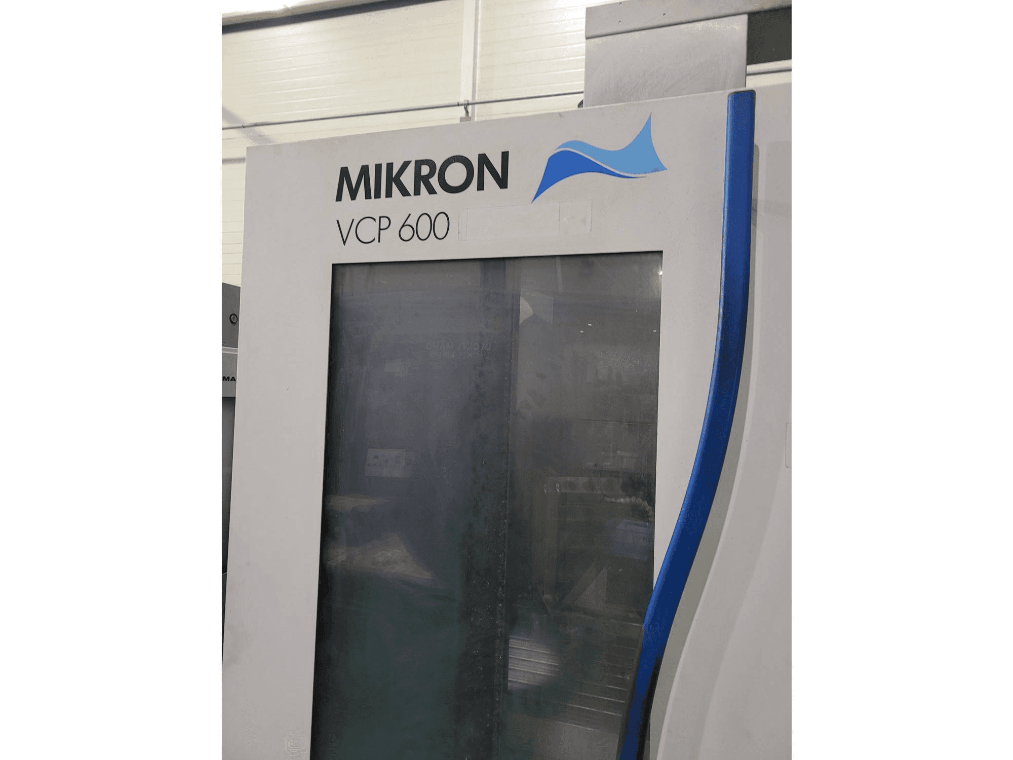 Makine MIKRON VCP 600 - Önden görünüm