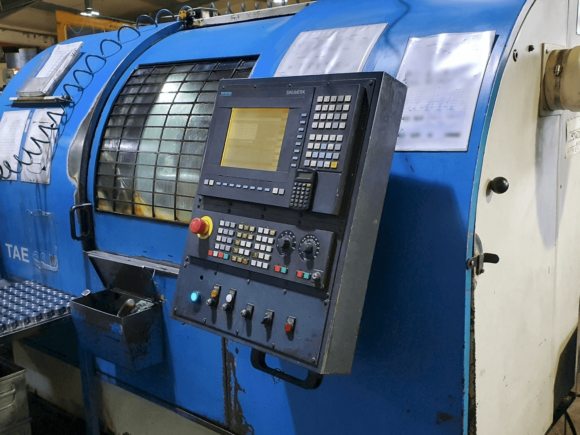 Makine AFM TAE-30N - Önden görünüm