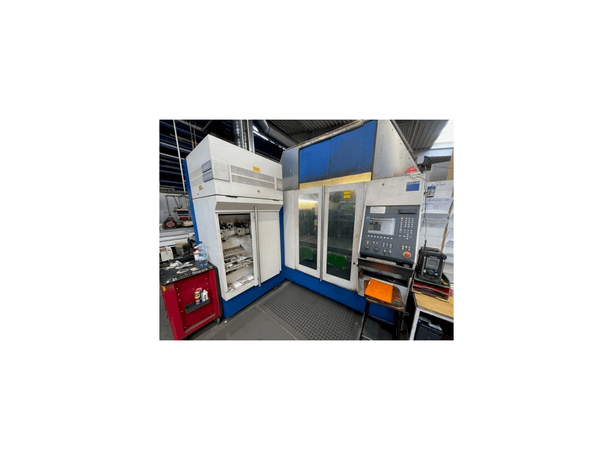 Makine Trumpf TC L 3050 - Önden görünüm