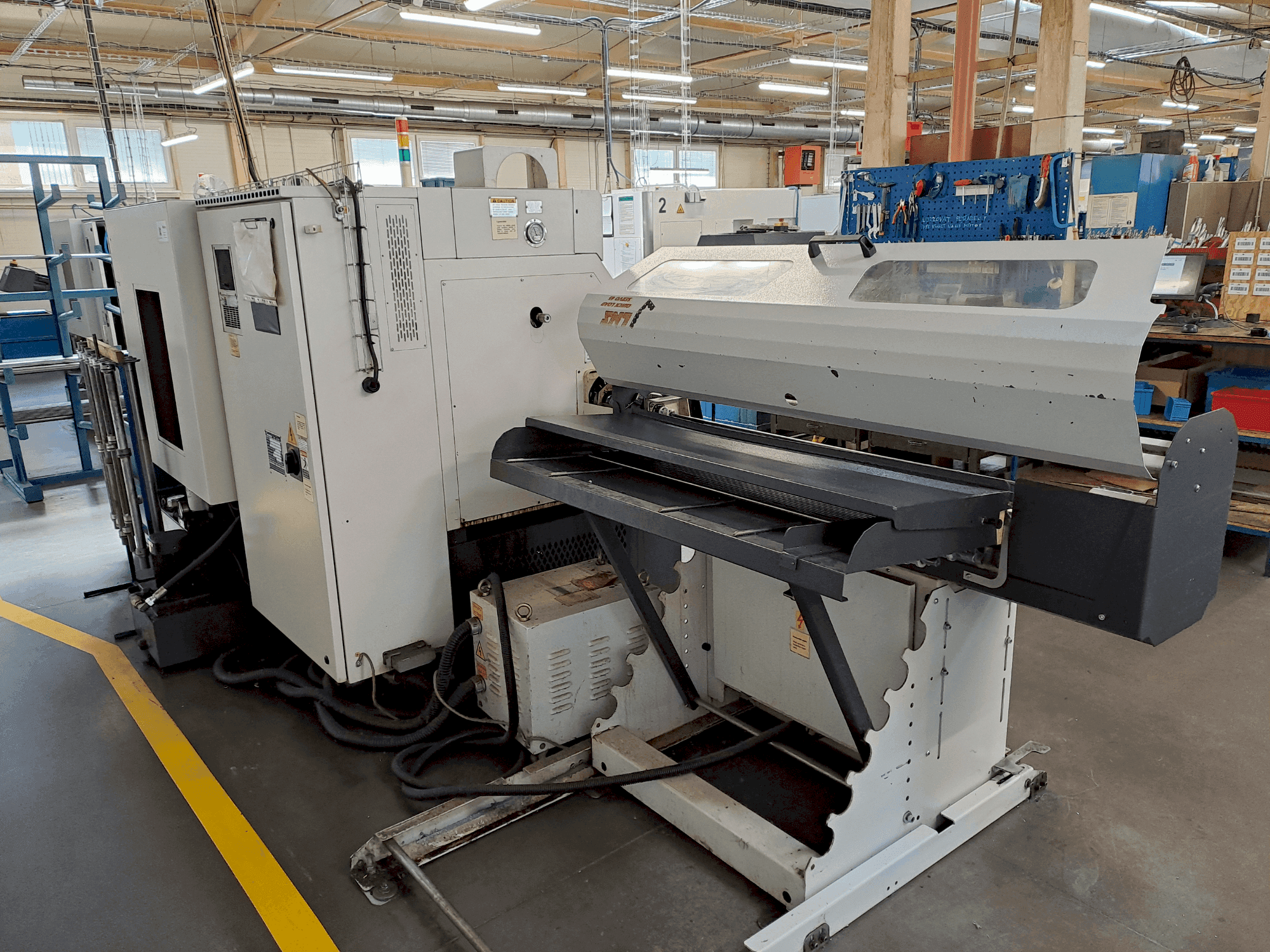 Makine Goodway GLS 200 M - Önden görünüm