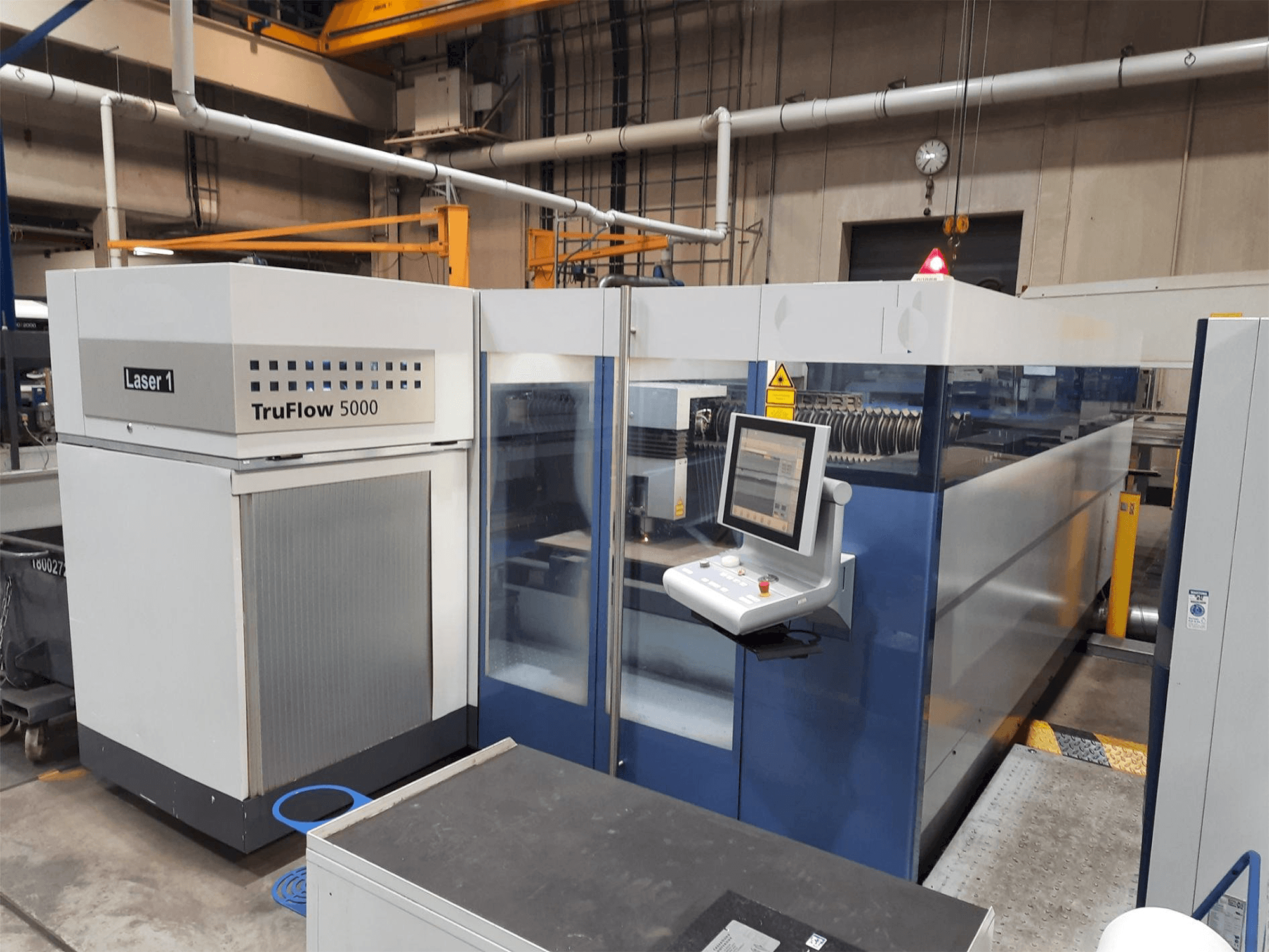 Makine Trumpf L 3030 with Liftmaster - Önden görünüm