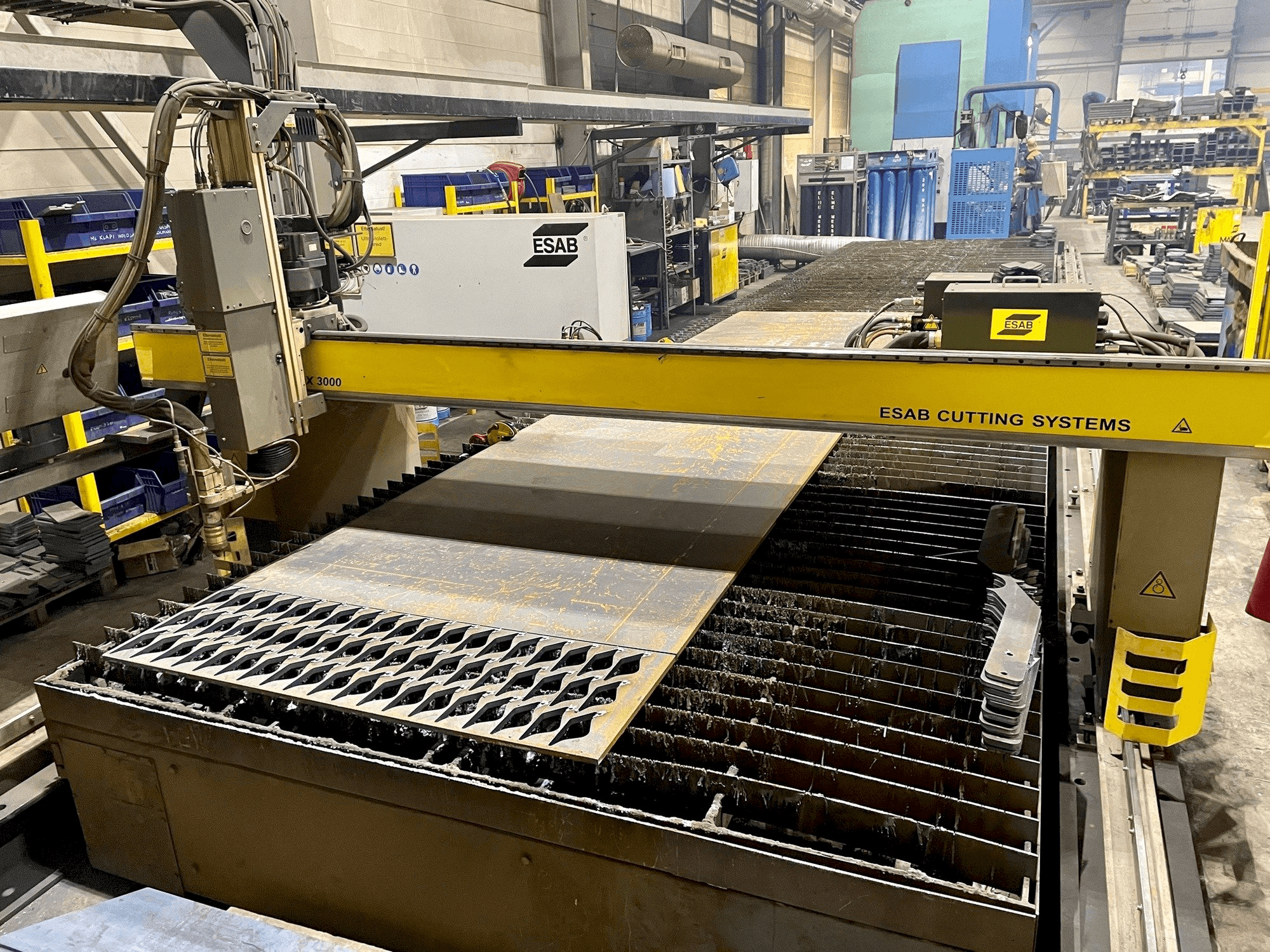 Makine ESAB Combirex DX 3000 - Önden görünüm