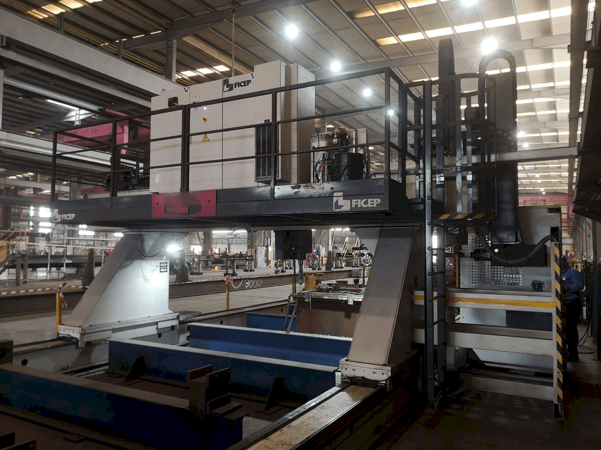 Makine FICEP 3003/12 GDD - Önden görünüm