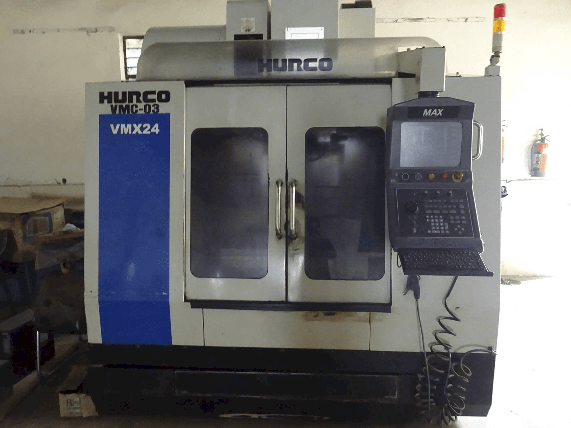 Makine Hurco - Önden görünüm VMX24