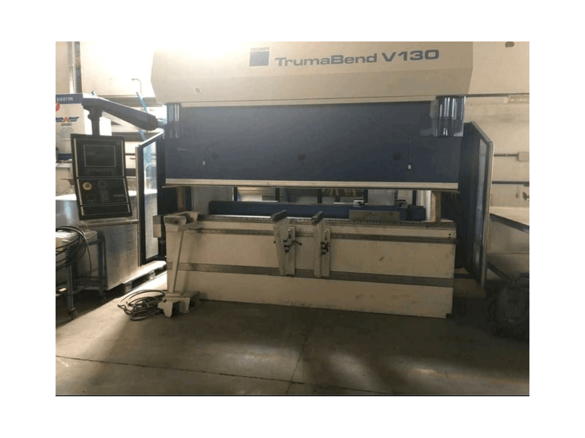 Makine Trumpf TrumaBend V130 - Önden görünüm