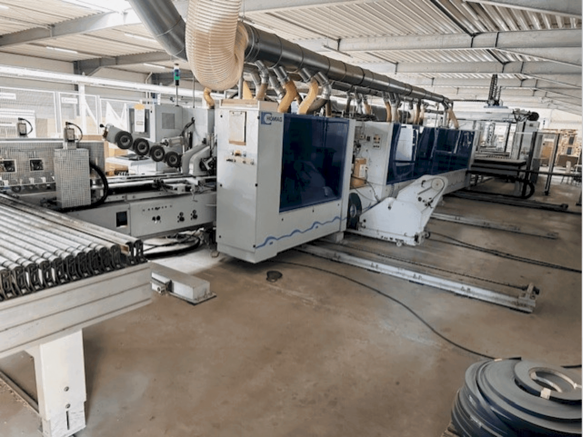 Makine HOMAG Optimat KFL 526/9/A3/25 - Önden görünüm