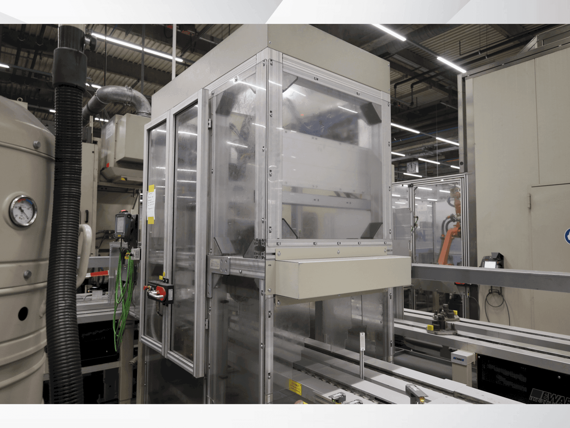 Makine HOFMANN CVK11-BH4 - Yan görünüm