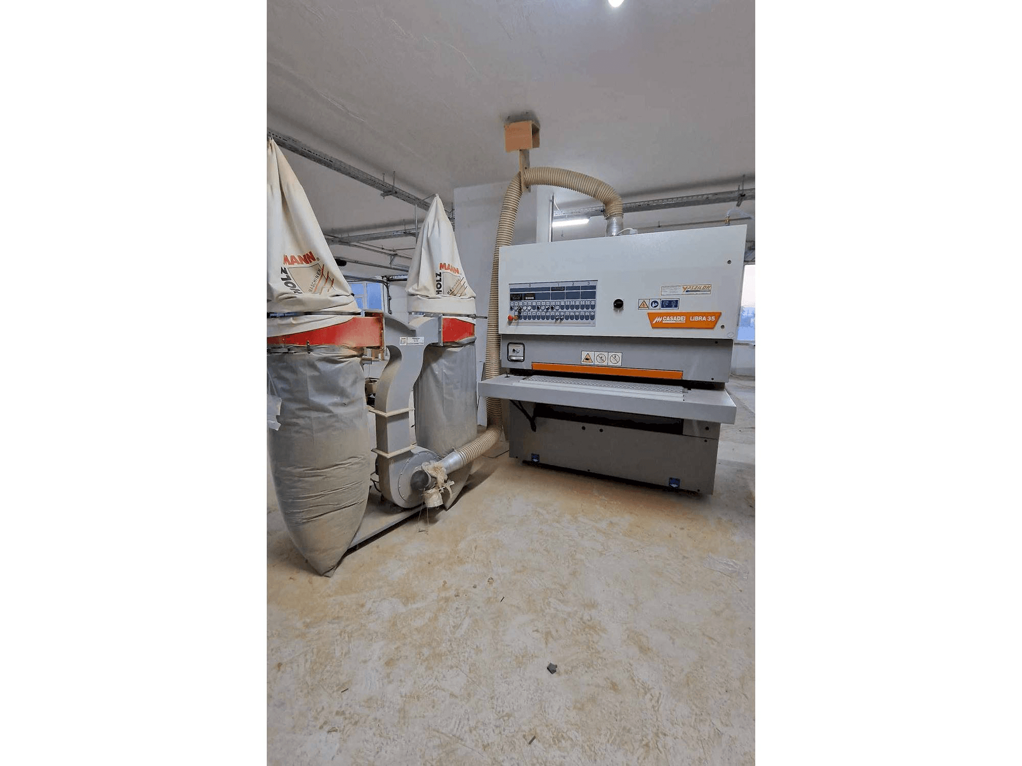 Makine CASADEI LIBRA 35 - Önden görünüm