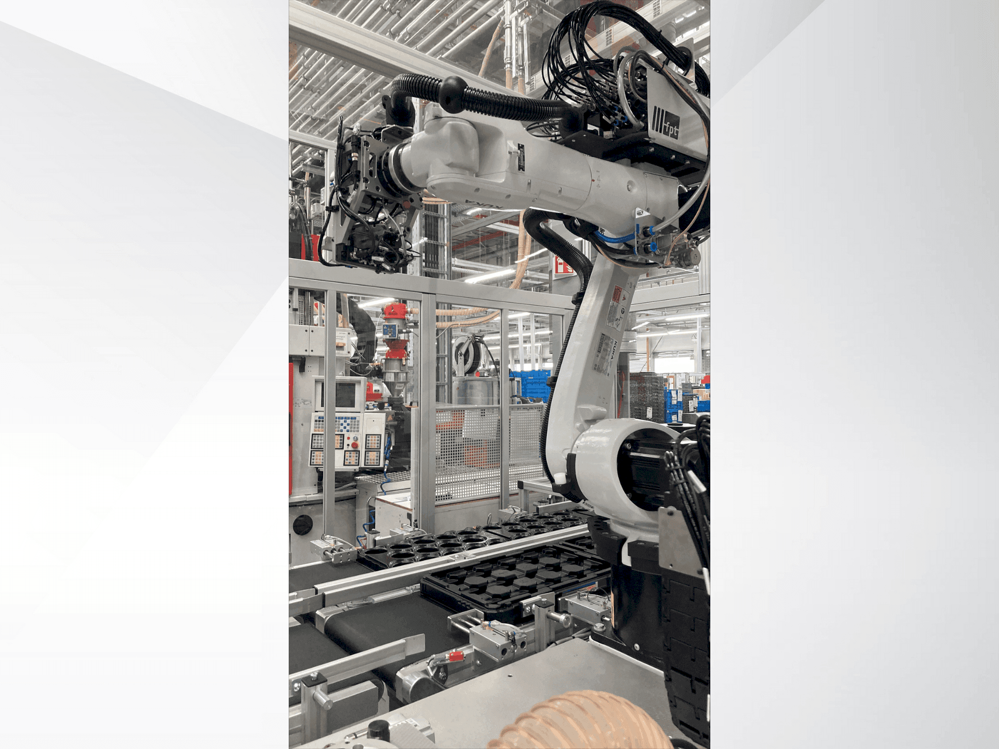 Makine KUKA KR 10 R1440-2 - Önden görünüm