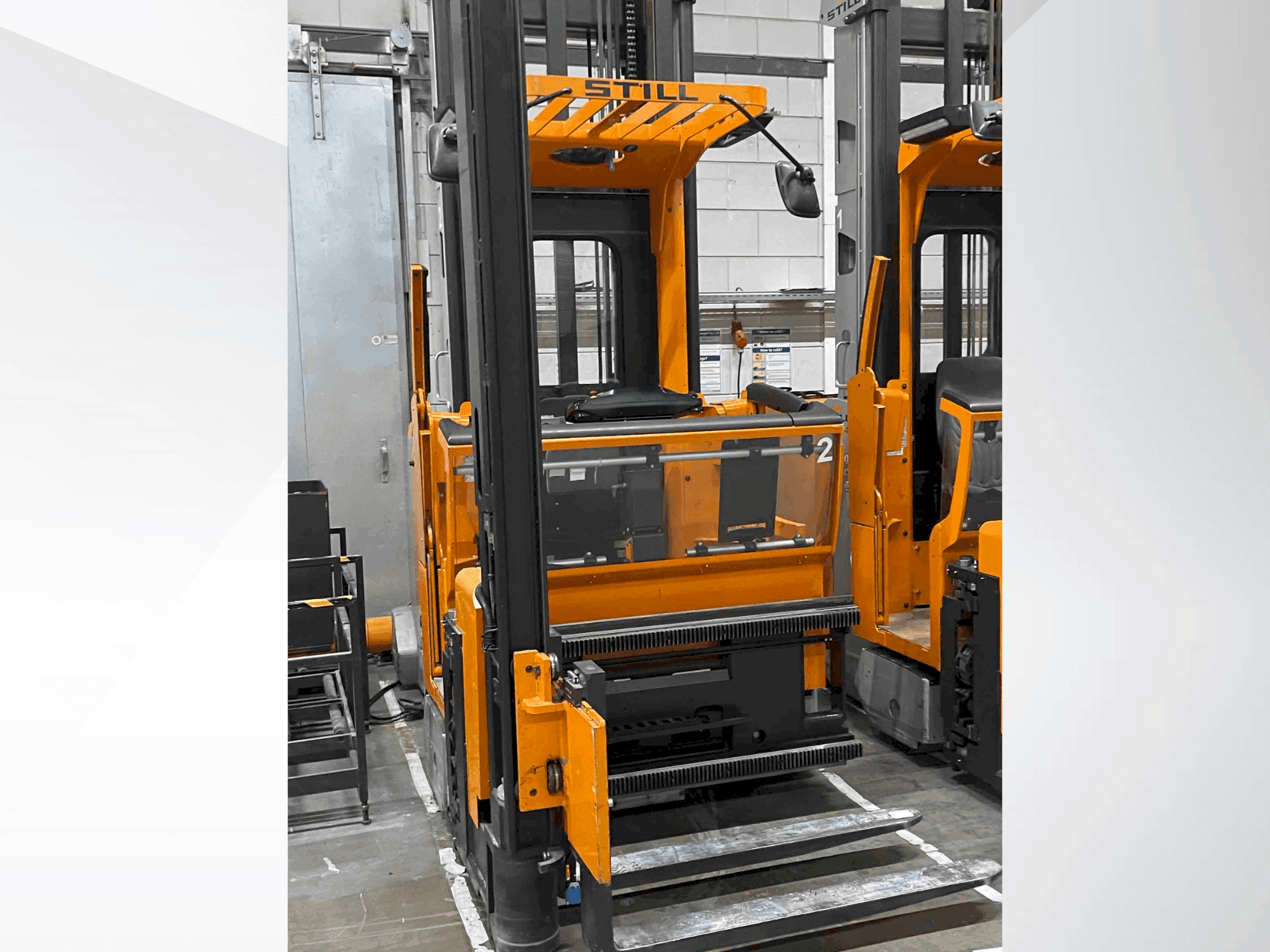 Makine STILL MX-X 48v TE 3400 - Önden görünüm