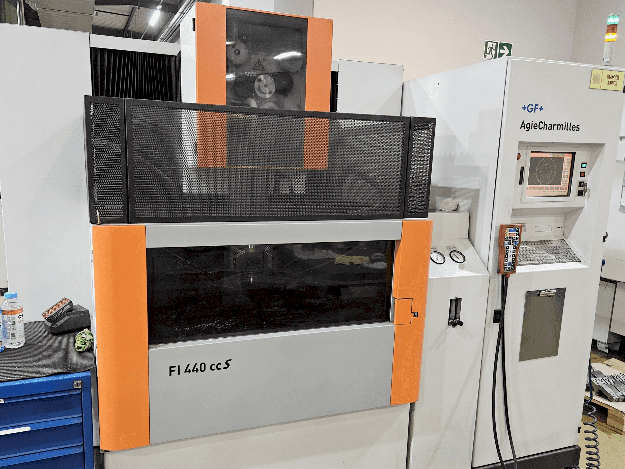 Makine AgieCharmilles Robofil 440 CCS - Önden görünüm