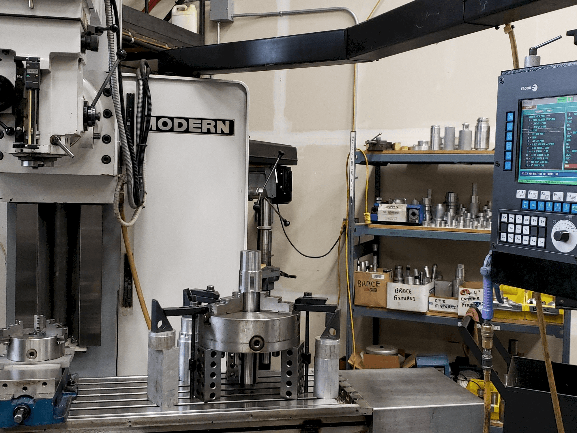 Makine Modern MB 20 - Önden görünüm