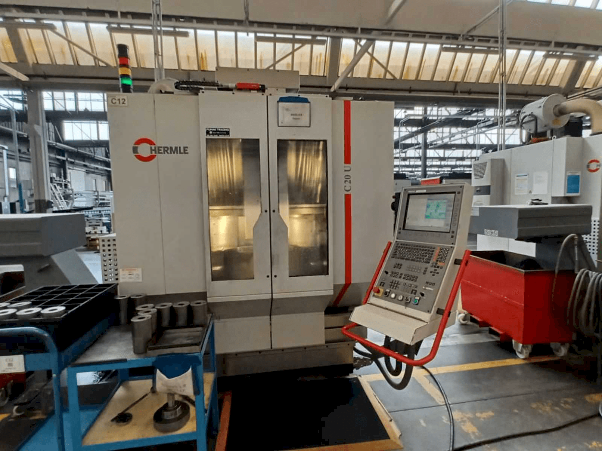 Makine HERMLE C20U - Önden görünüm